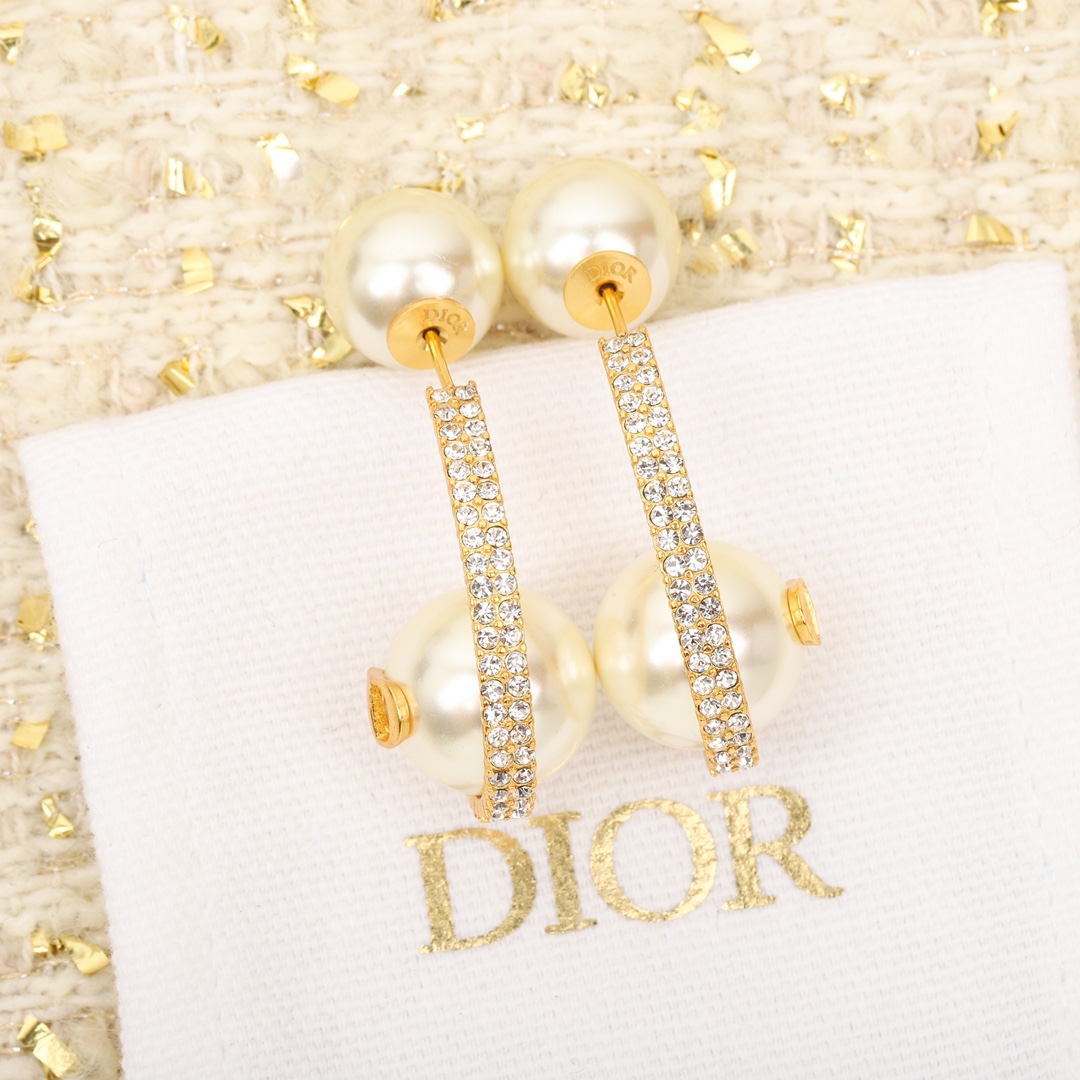 Dior pearl diamond earrings