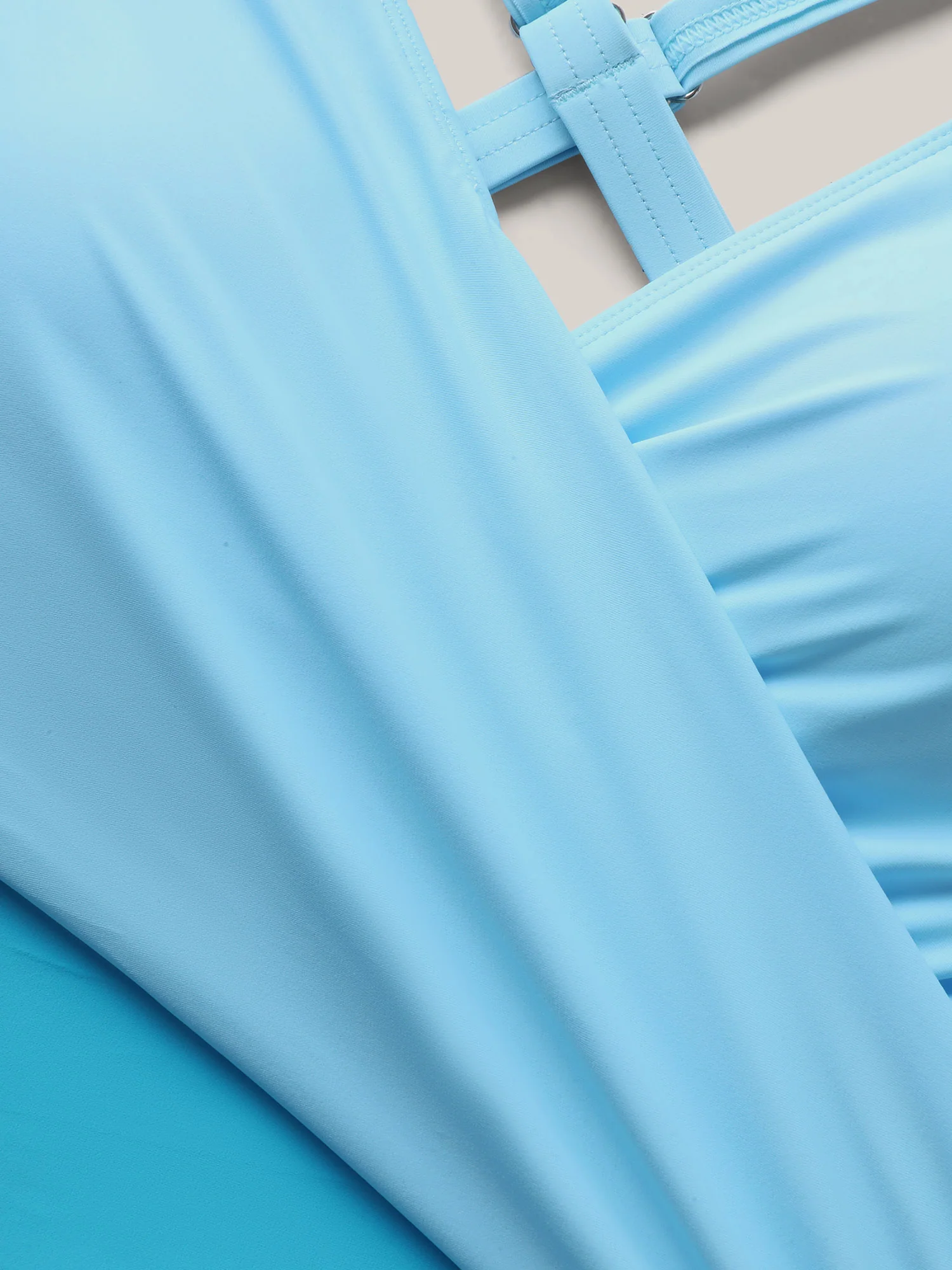 Color Block Pleated One-Piece Swimsuit