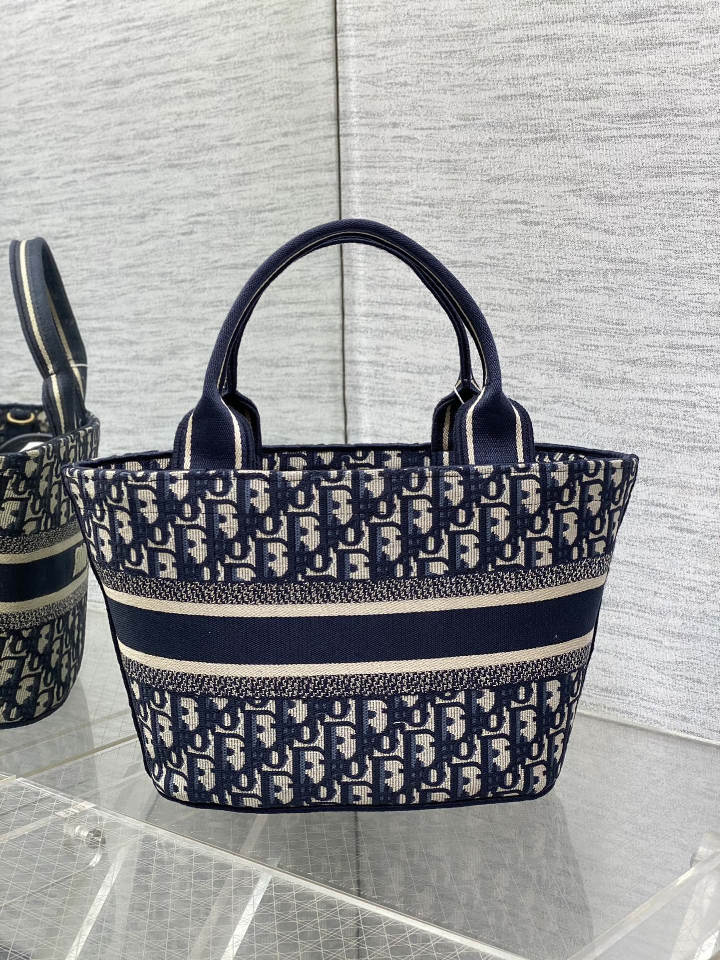 Dior 23ss classic monogram embroidered vegetable basket