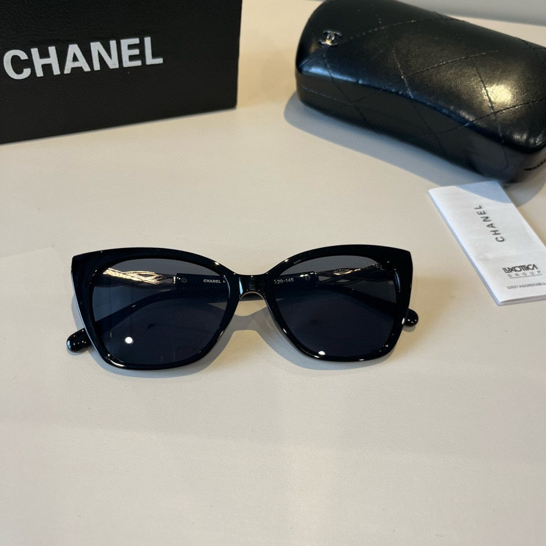 Chanel round frame sunglasses
