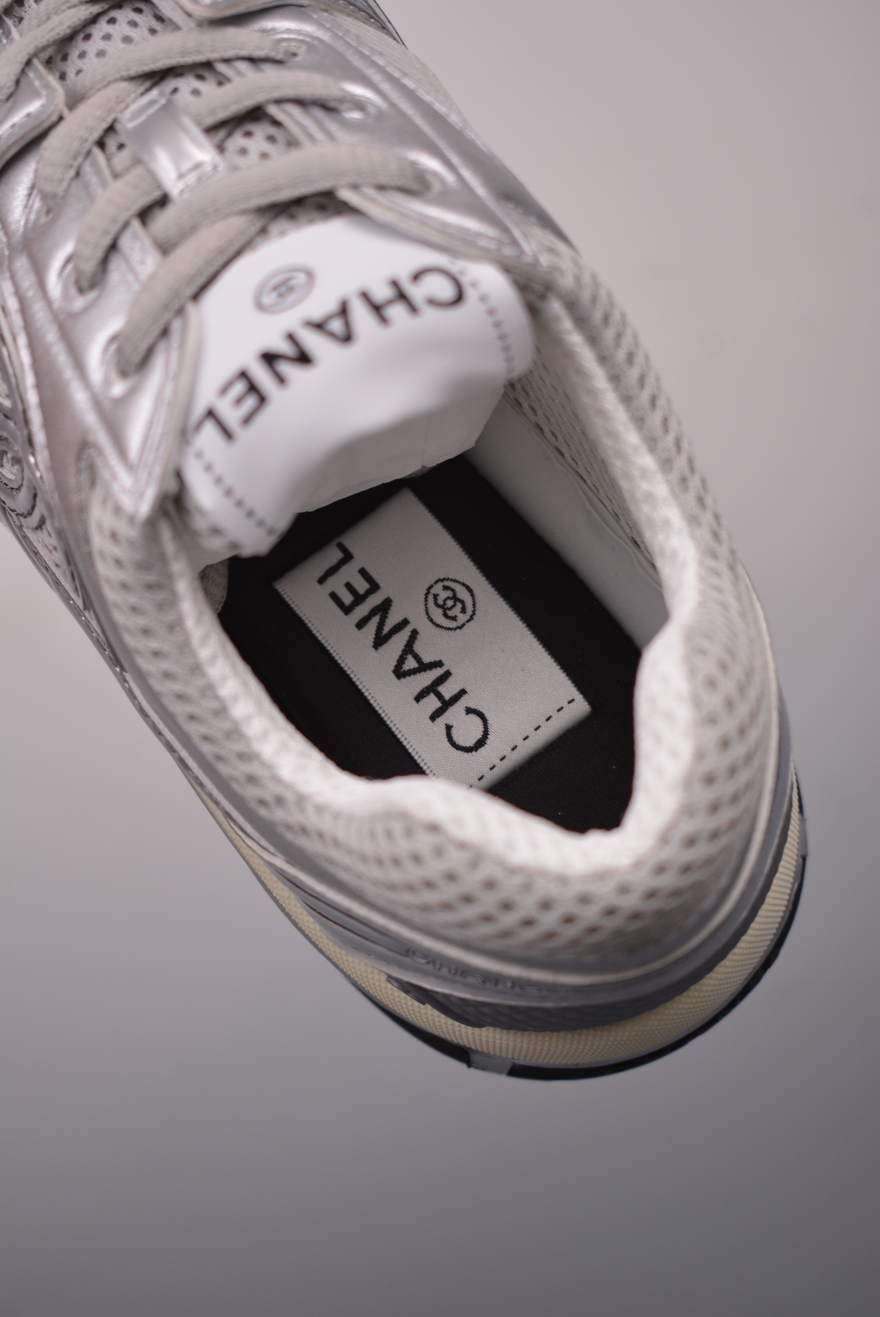 Chanel Cruise Logo Casual Low silver