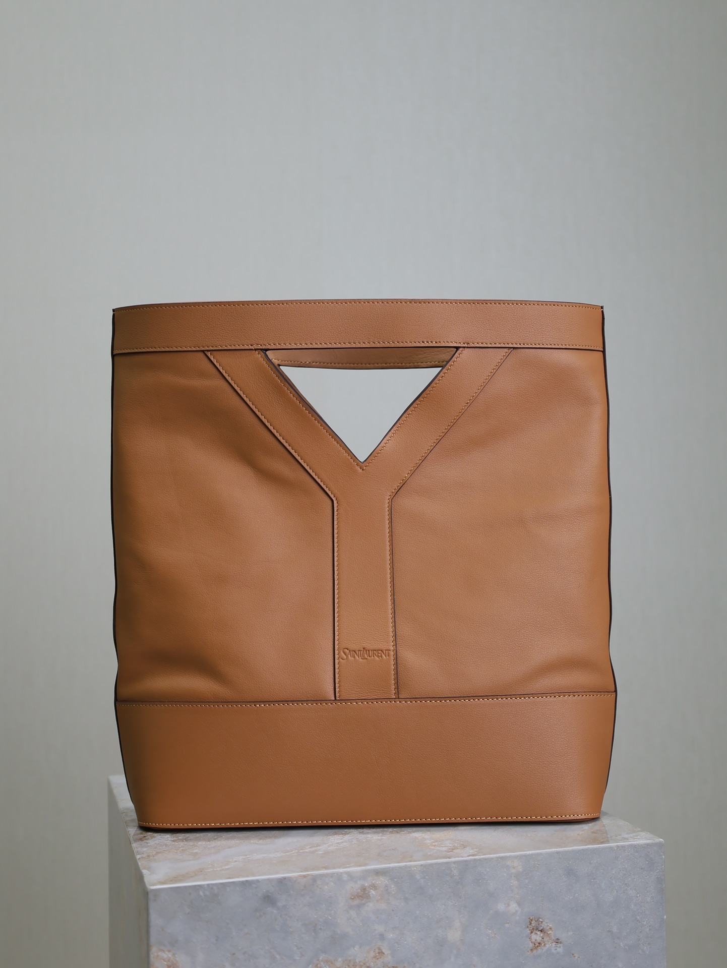 Yves Saint Laurent 24ss Autumn and Winter Limited Briefcase 817603