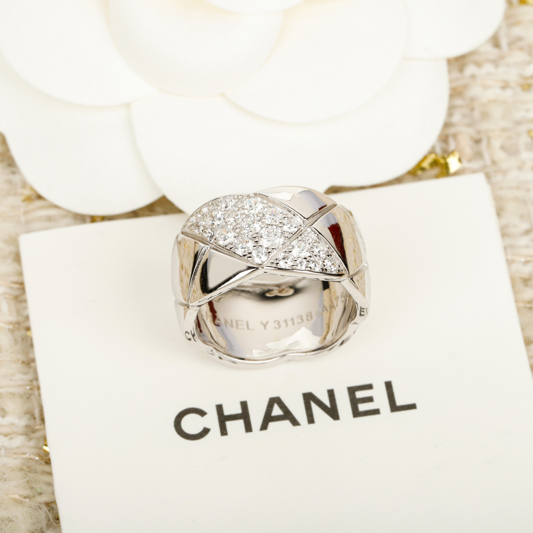 Chanel diamond ring