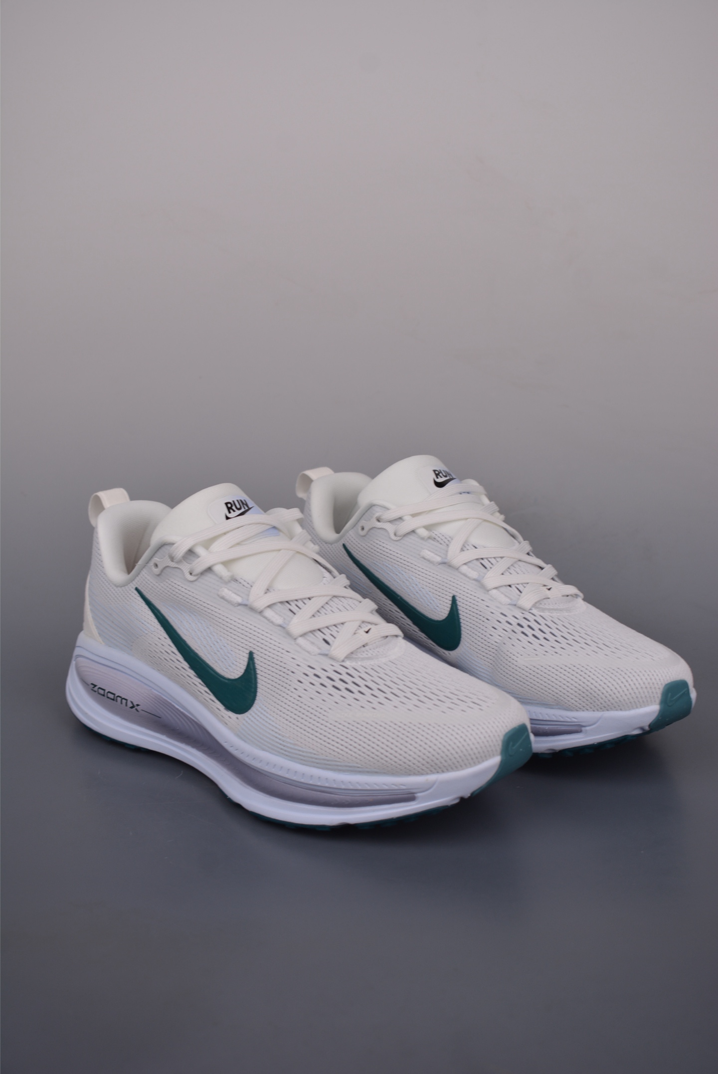 Nike Air Zoom Vomero 18 