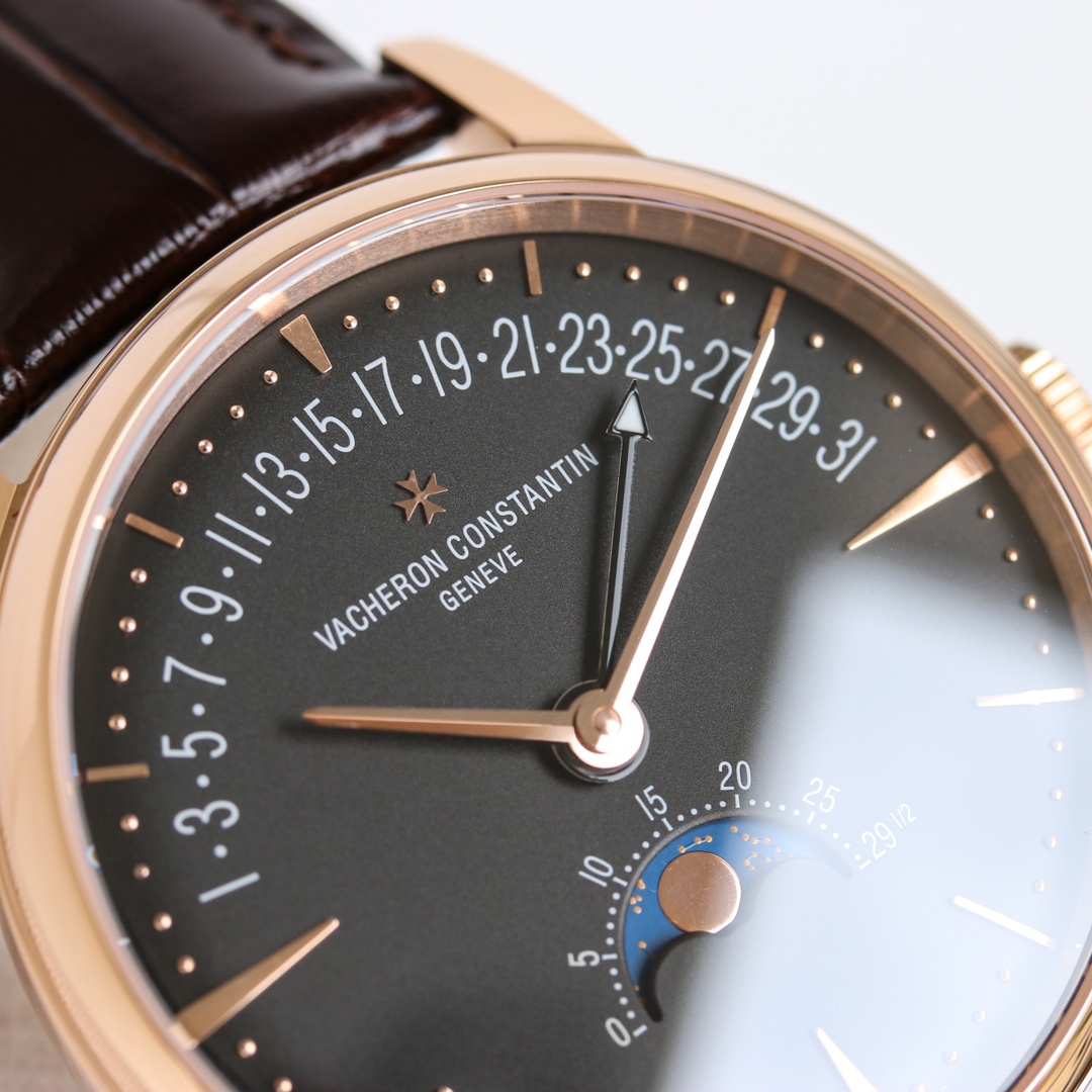 Vacheron Constantin Overseas Series Retrograde Calendar Watch Model 4000V210A-B911
