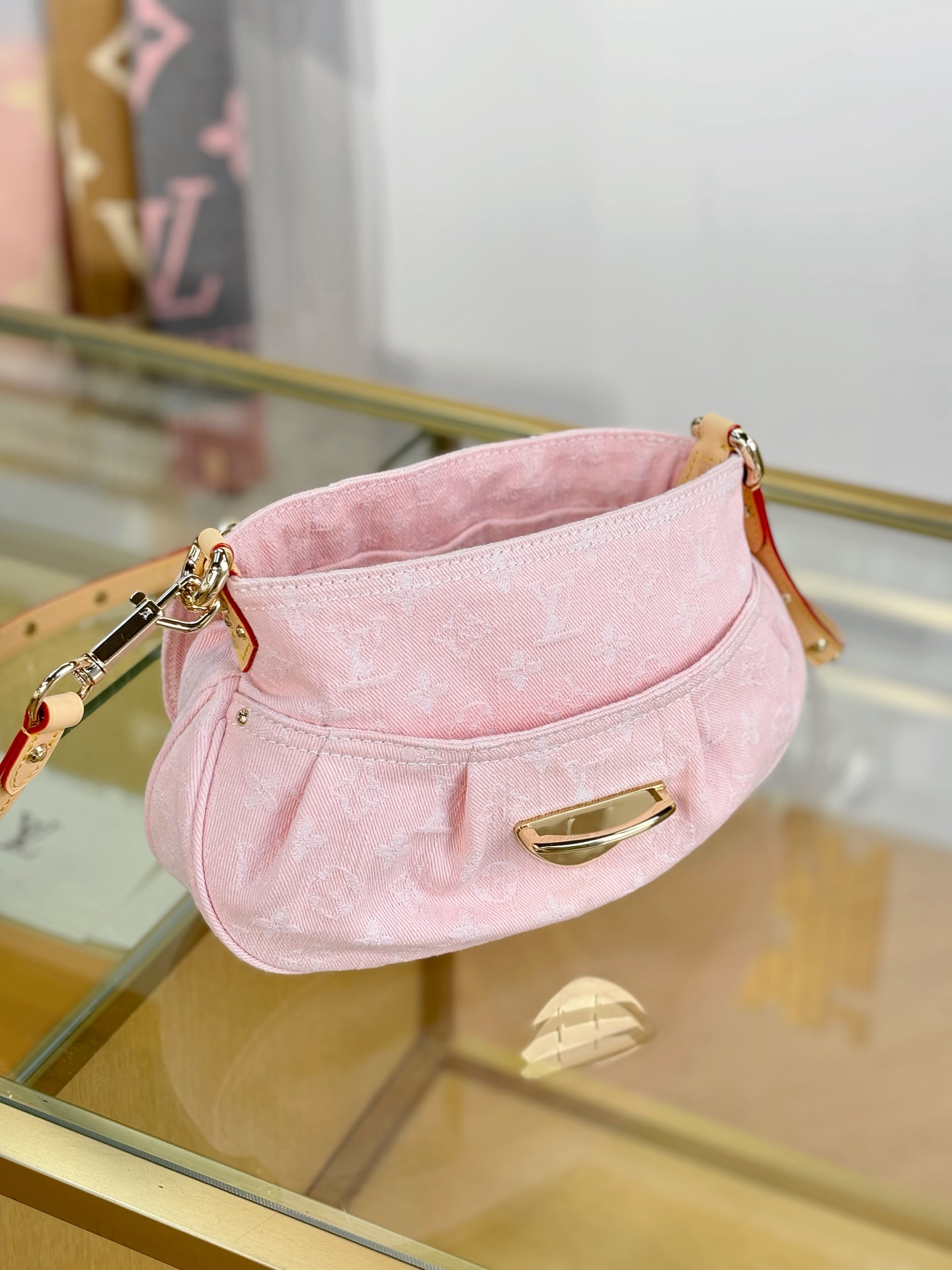 Louis Vuitton SUNSET Handbag M13347