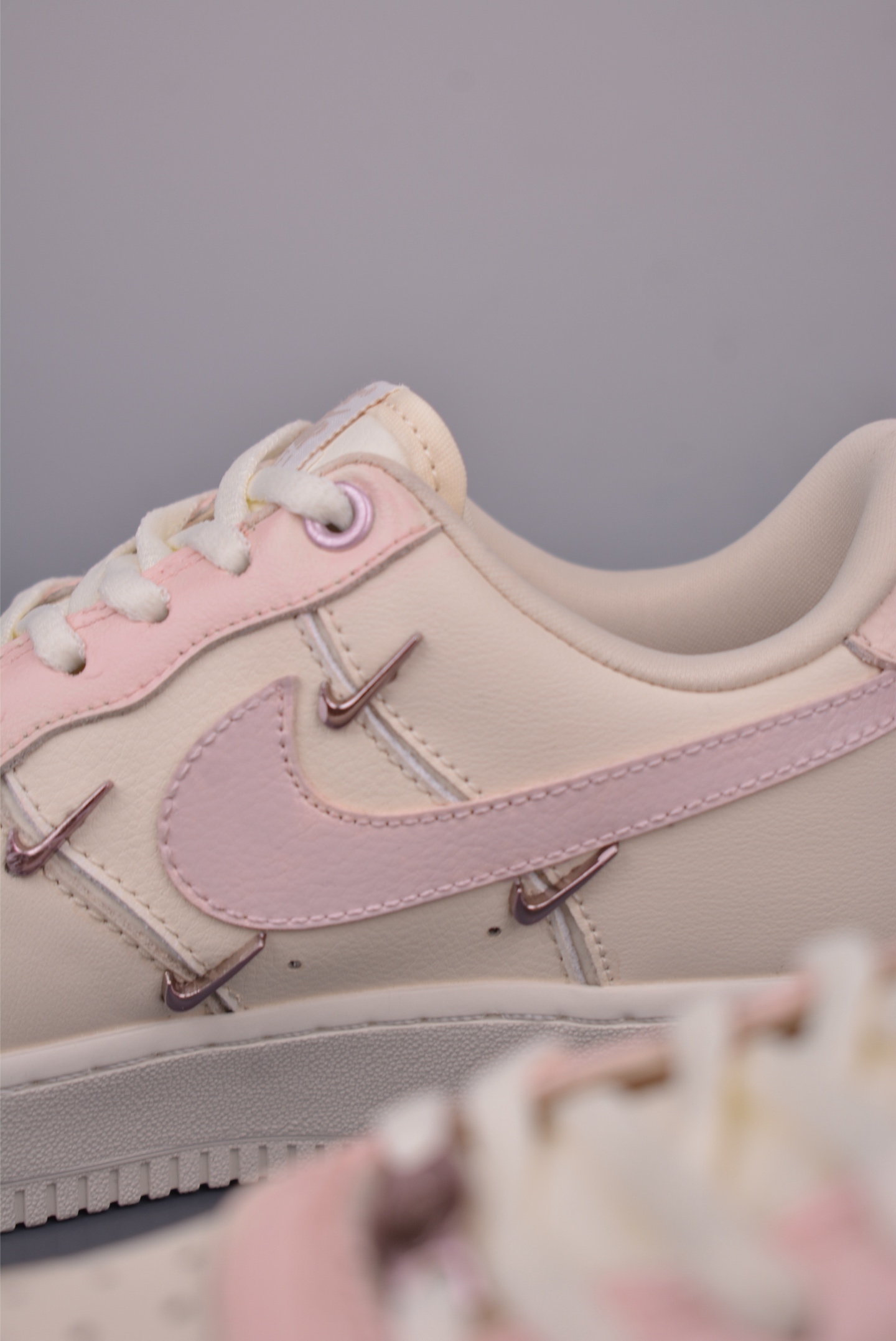 Nike Air Force 1 Low 
