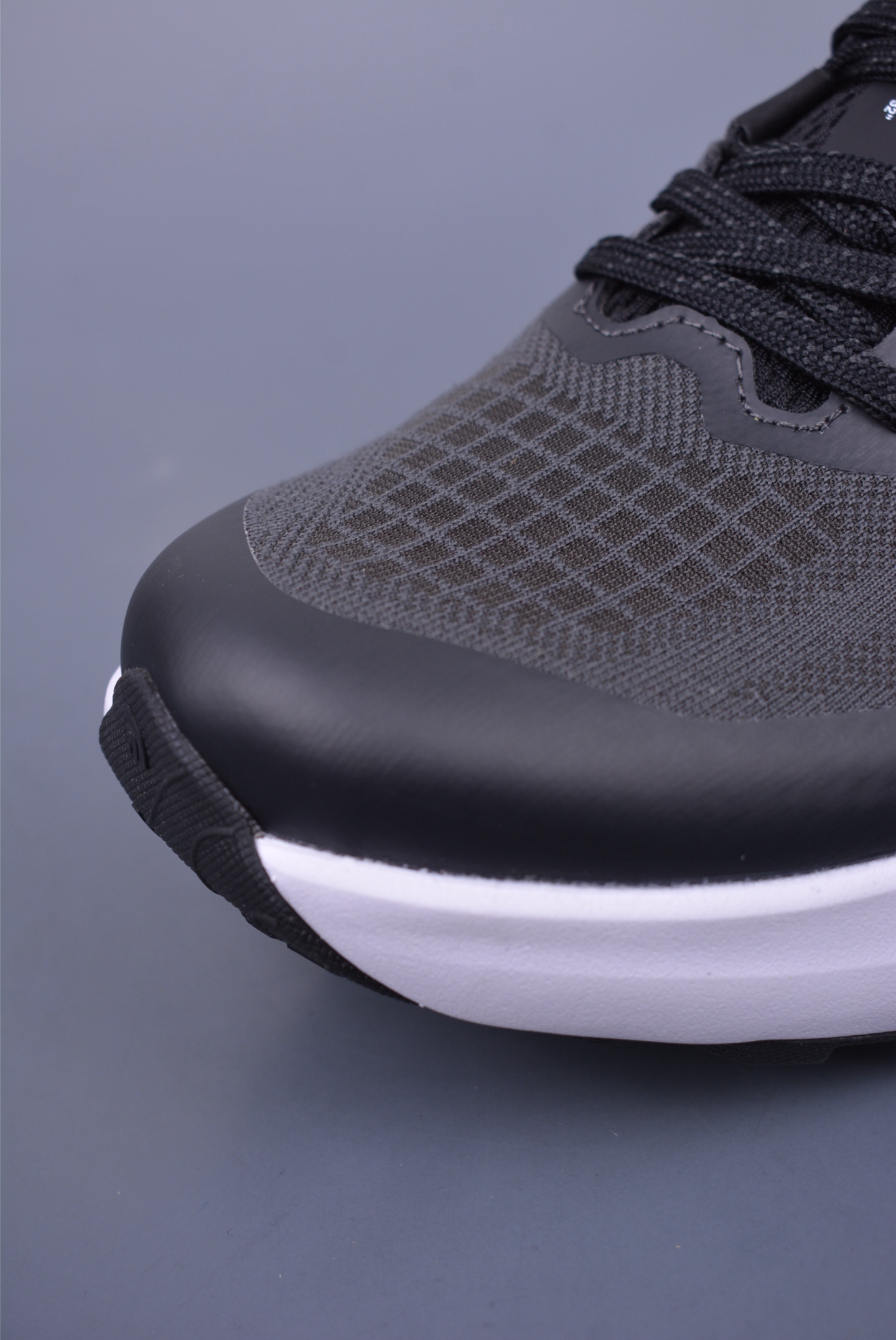 The North Face Altamesa 300 sneakers black and white NF0A8A9RRO5
