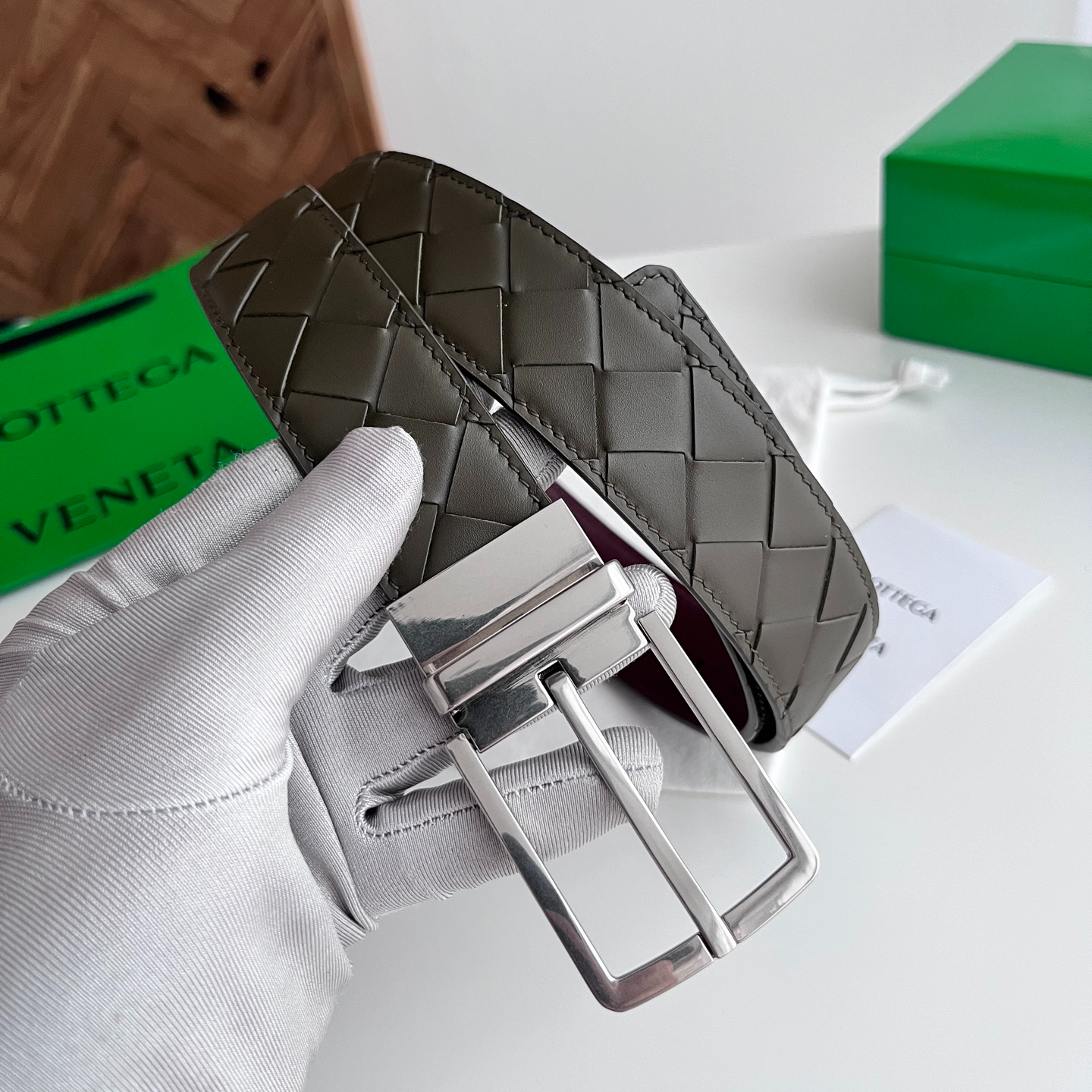 Bottega Veneta intreccio woven cowhide double-sided waistband with a width of 3.5cm