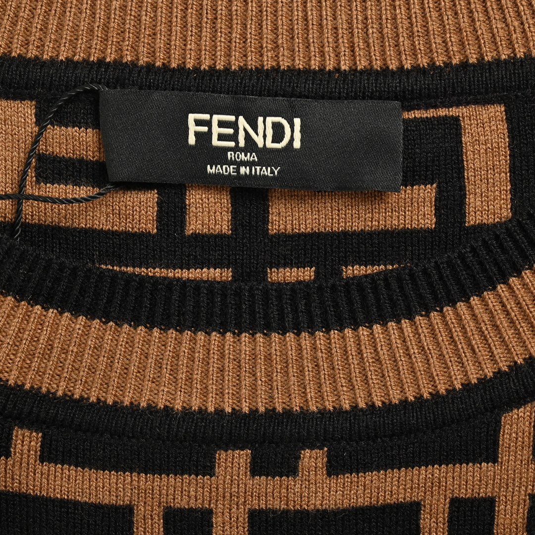 Fendi 24Fw classic double F all-over logo crew neck wool knit sweater
