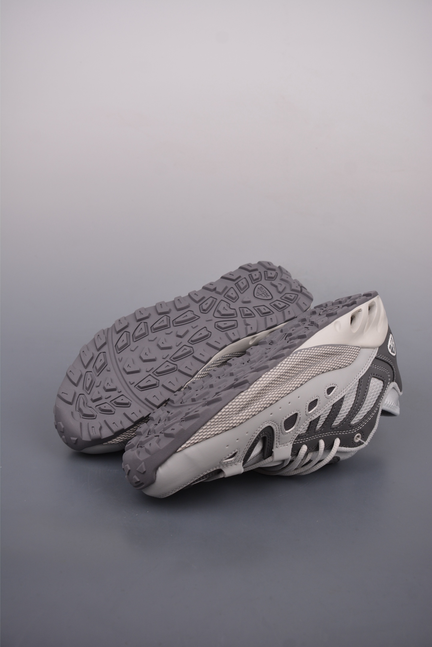 Nike ACG Air Exploraid Dark Grey  FJ1920-202