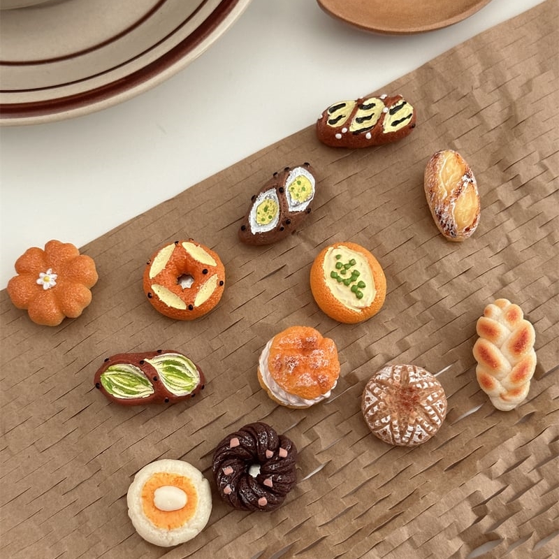 🥐🥨Resin French Macaron Magnets