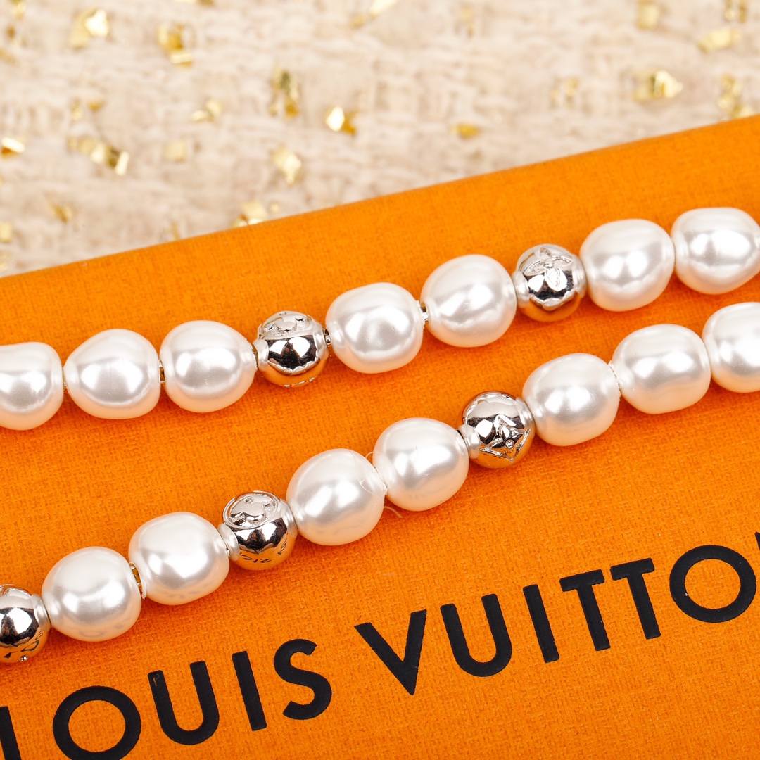 Louis Vuitton Pearl Necklace Bracelet