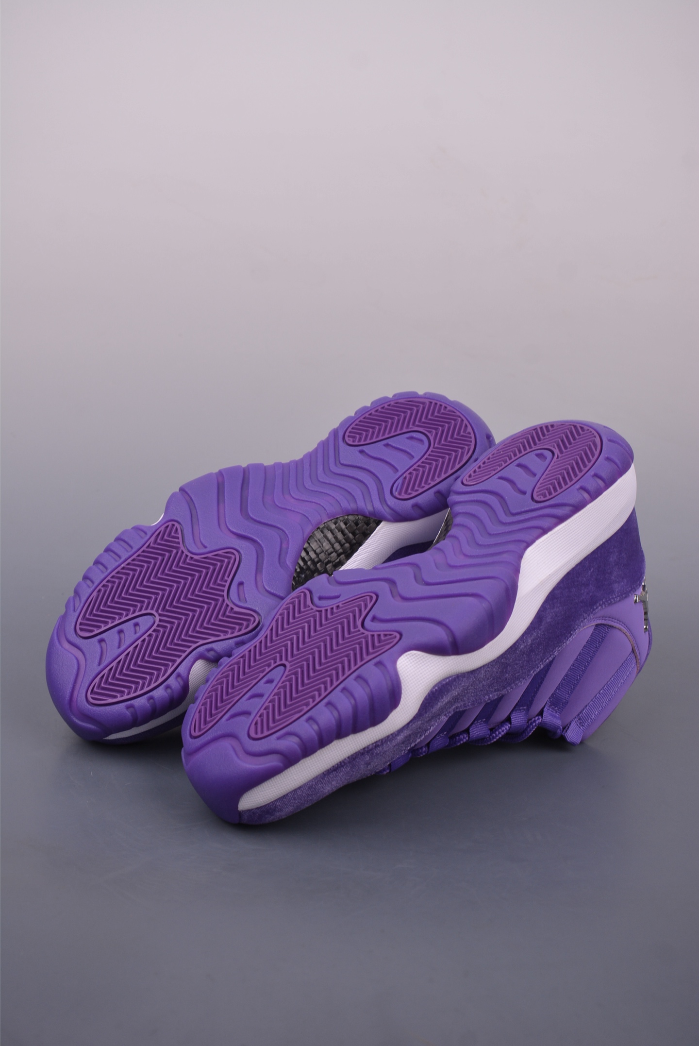 Air Jordan 11 Retro Lavender CT8012-555
