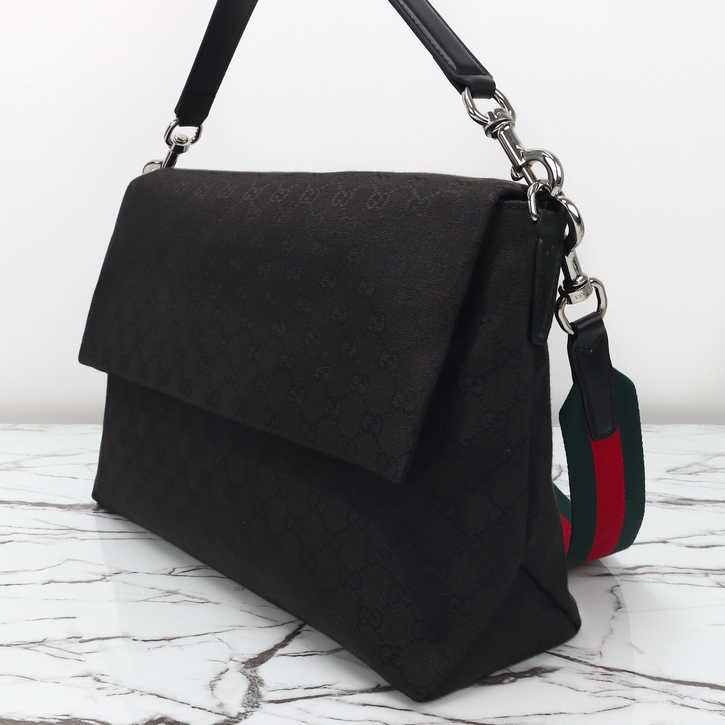 Gucci GG canvas large crossbody bag 821616 FAEHA 1042