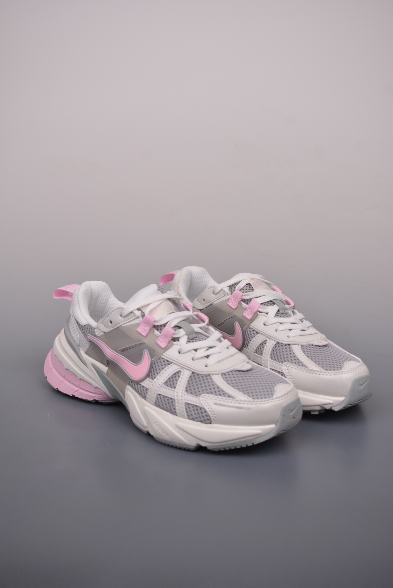 Nike V2K Runtekk Grey Pink White HQ4046-001