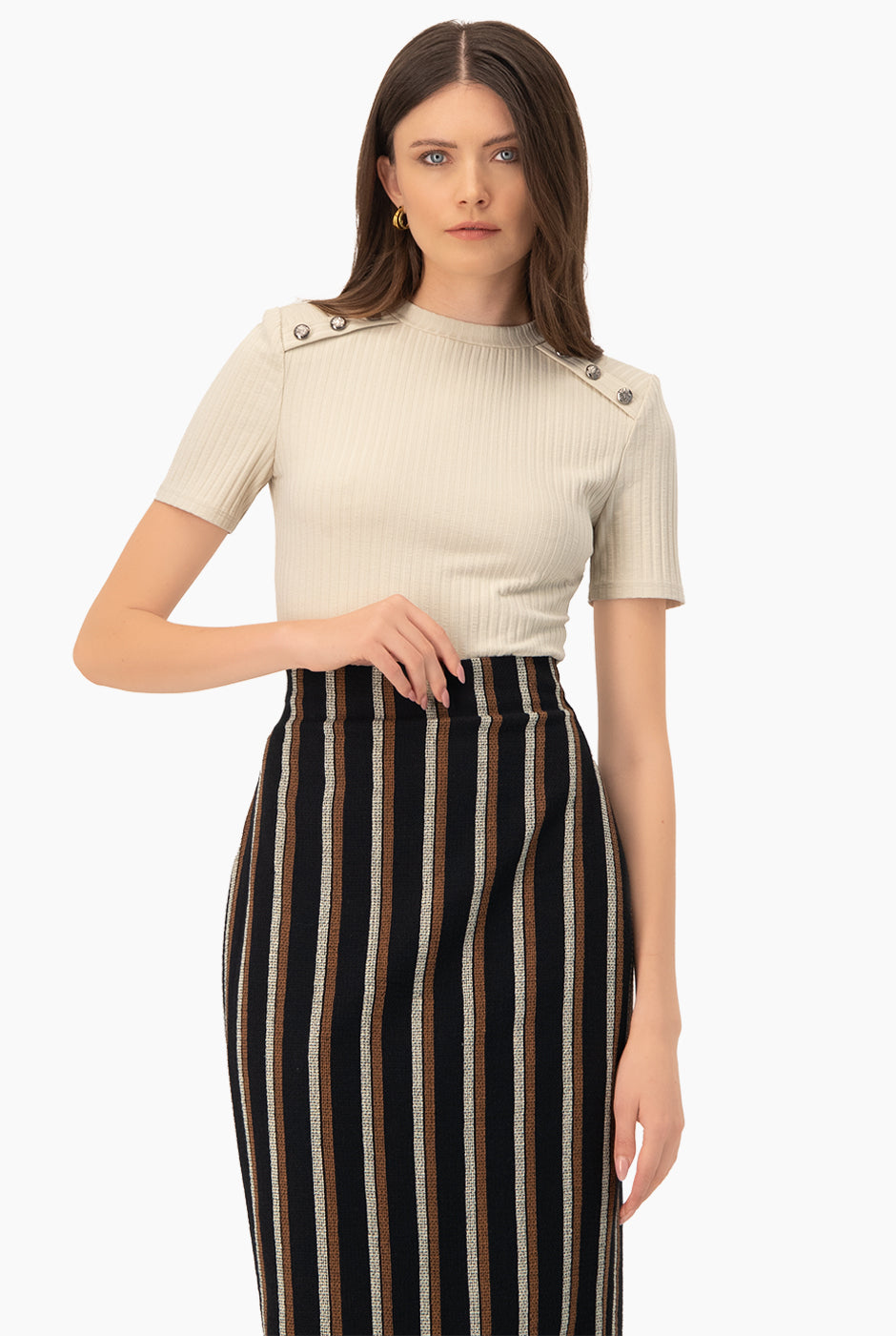 Blusa natural cuello redondo