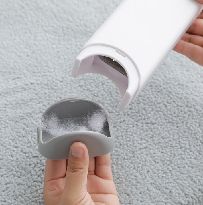 ✅✅Portable manual hair removal brush (double-sided anti-static)