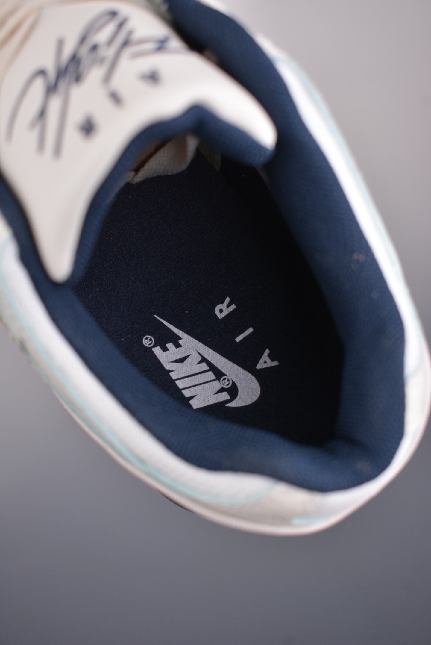 Nike Air Flight 89 Year of the Snake White and Grey Python Pattern FQ8256-001