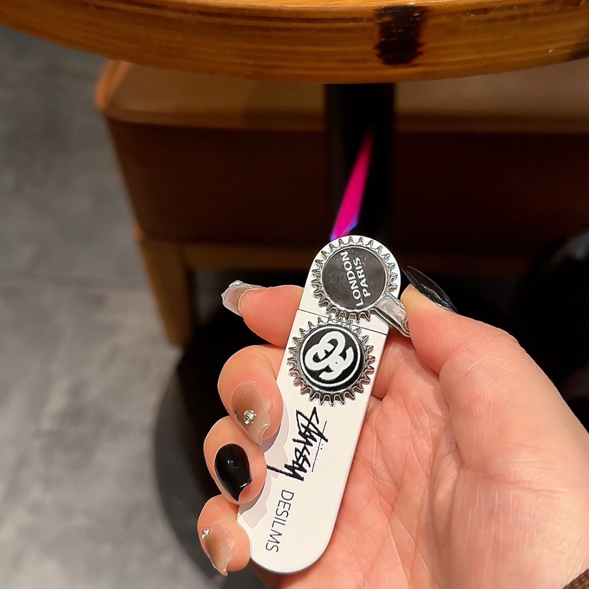 Torch Jet Lighter with Visible Gas