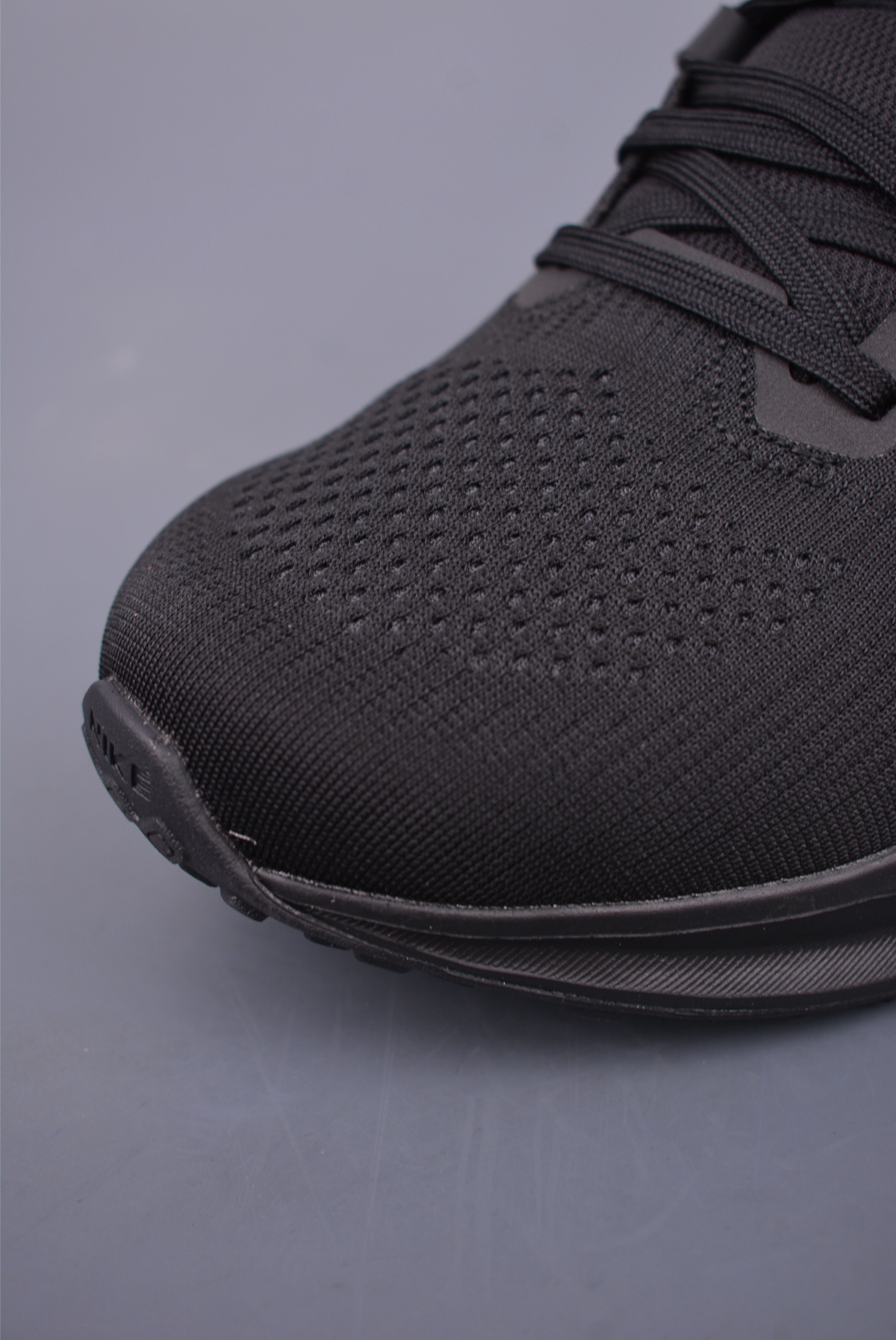 Nike Quest 6 