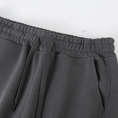 Men's Black Jogger with Iconic Patch - Perfect for Casual and Active Wear