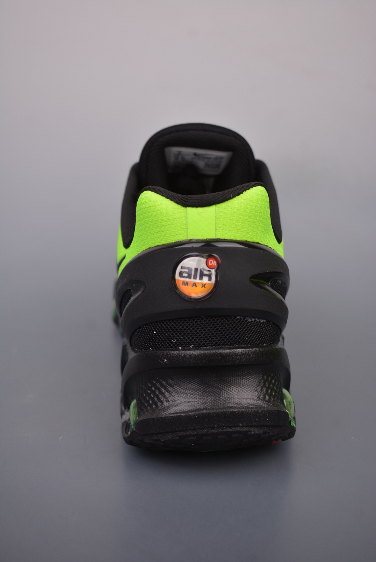 Nike Air Max DN8 Black Fluorescent Green FQ7860-017