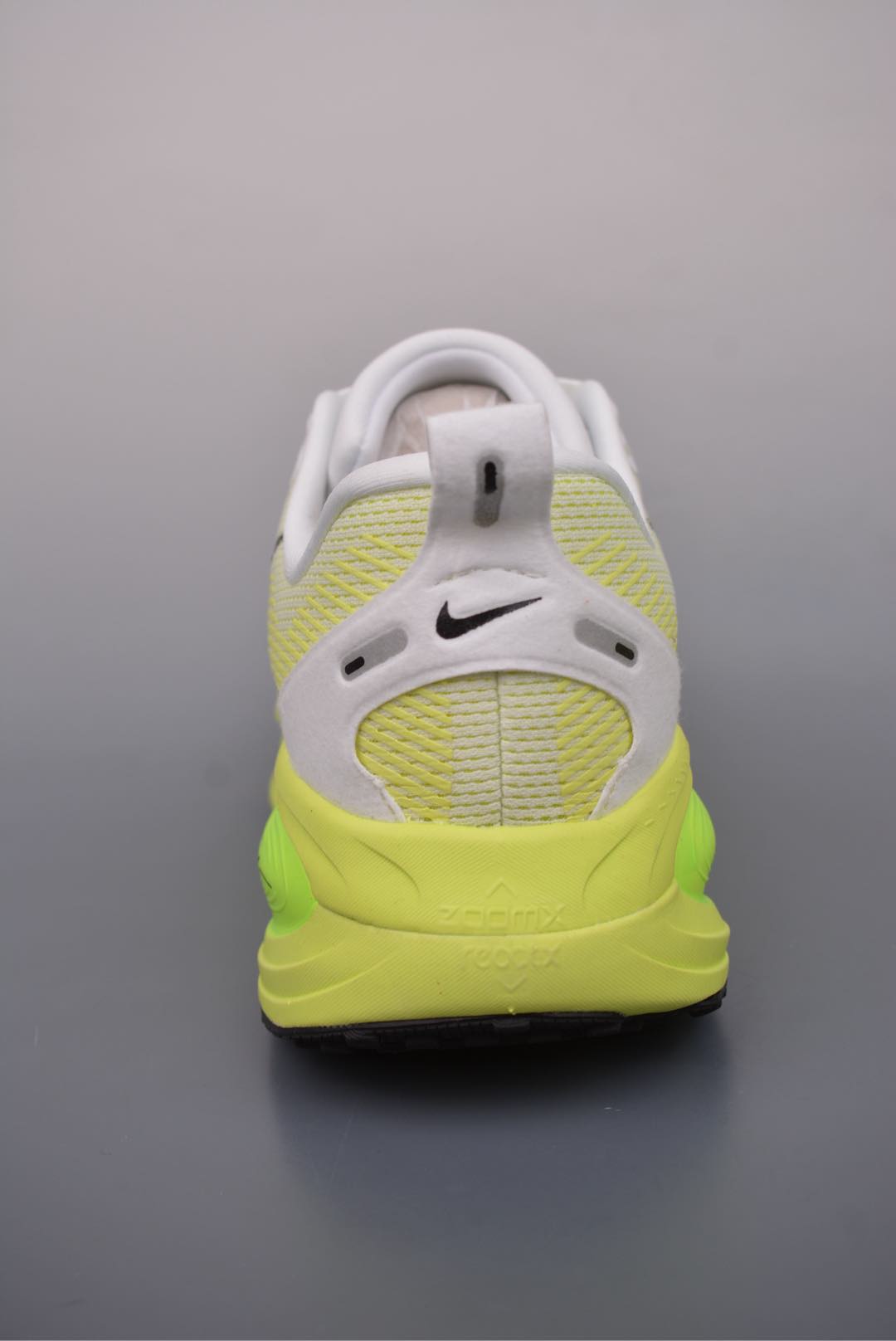 Nike Vomero 18 ZoomX Beige Black Volt