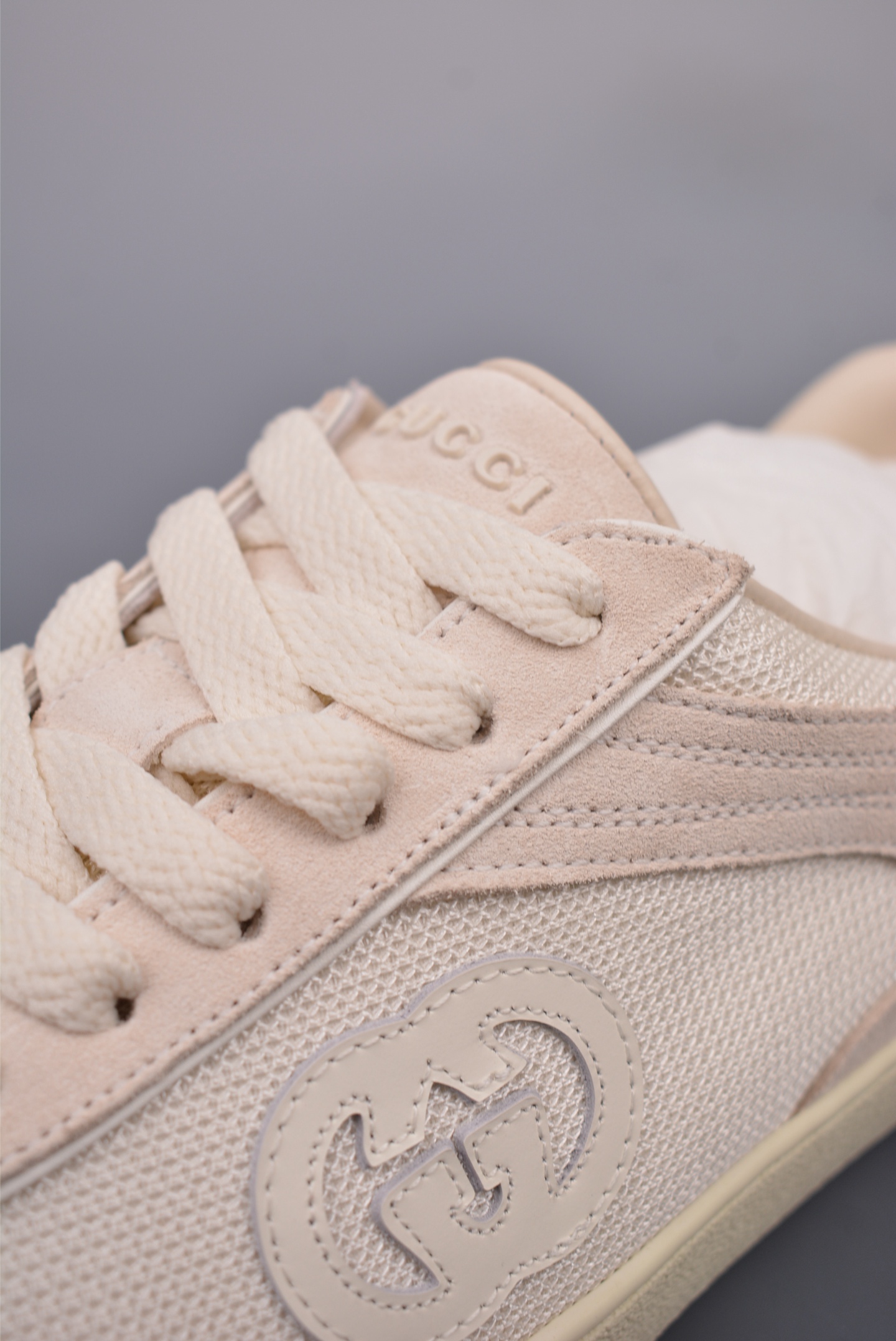 Gucci Interlocking G Suede Sneaker G74 off-white