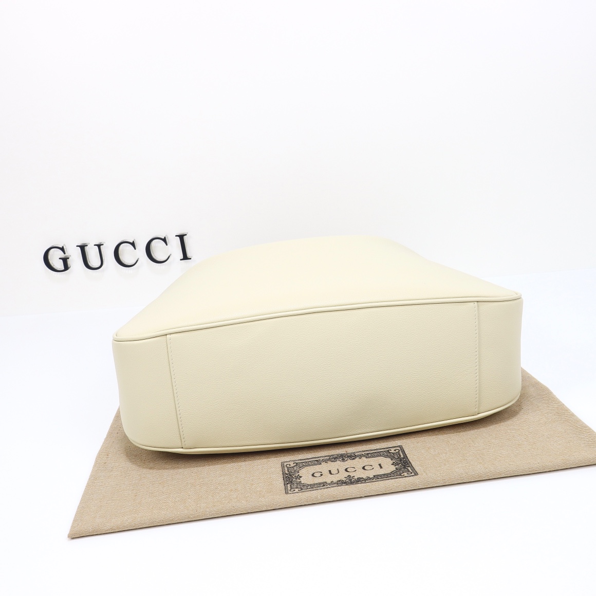 Gucci Diana large shoulder bag 746245 UAAAY 9043