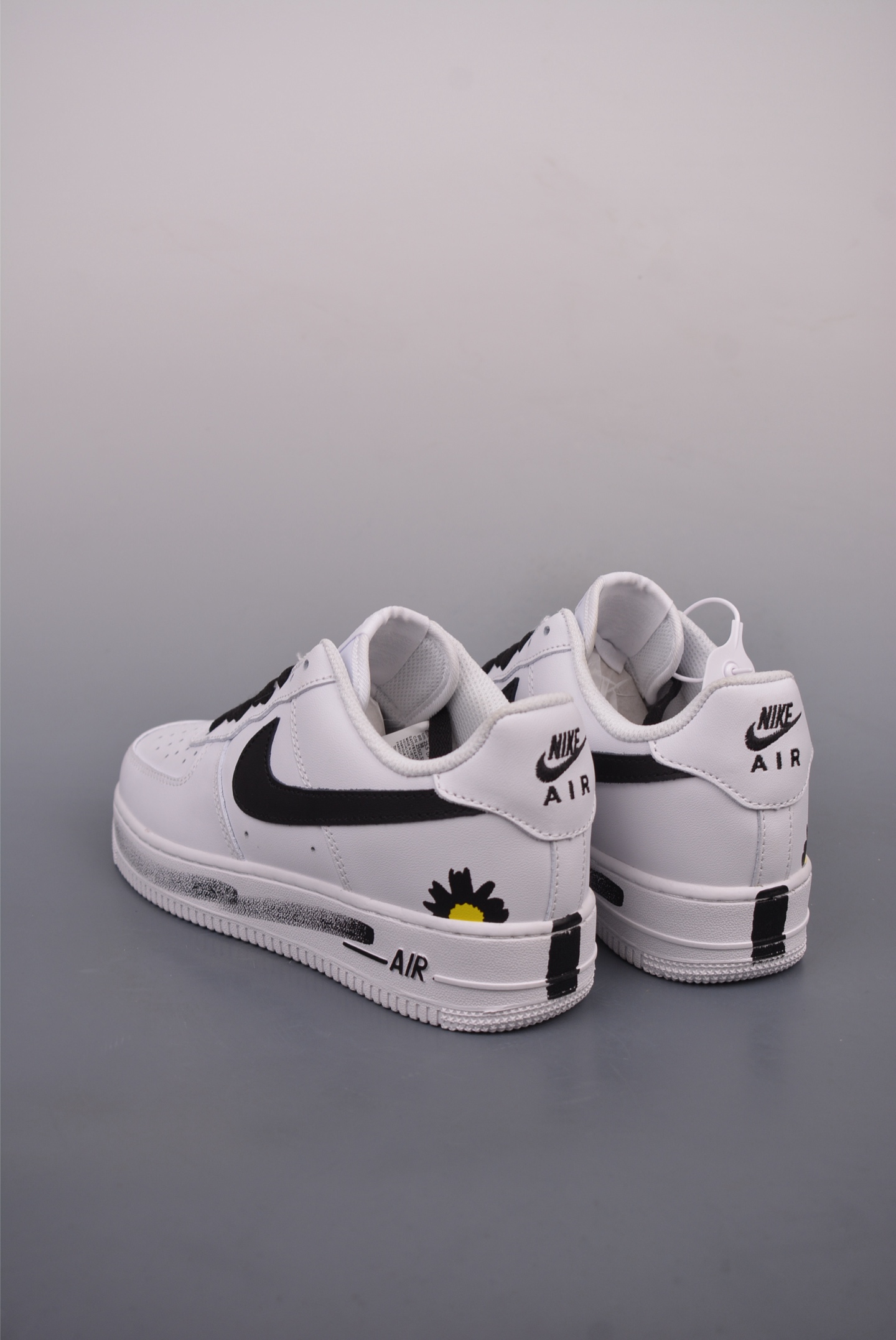 Nike Air Force 1 Low Daisy CW2288-111