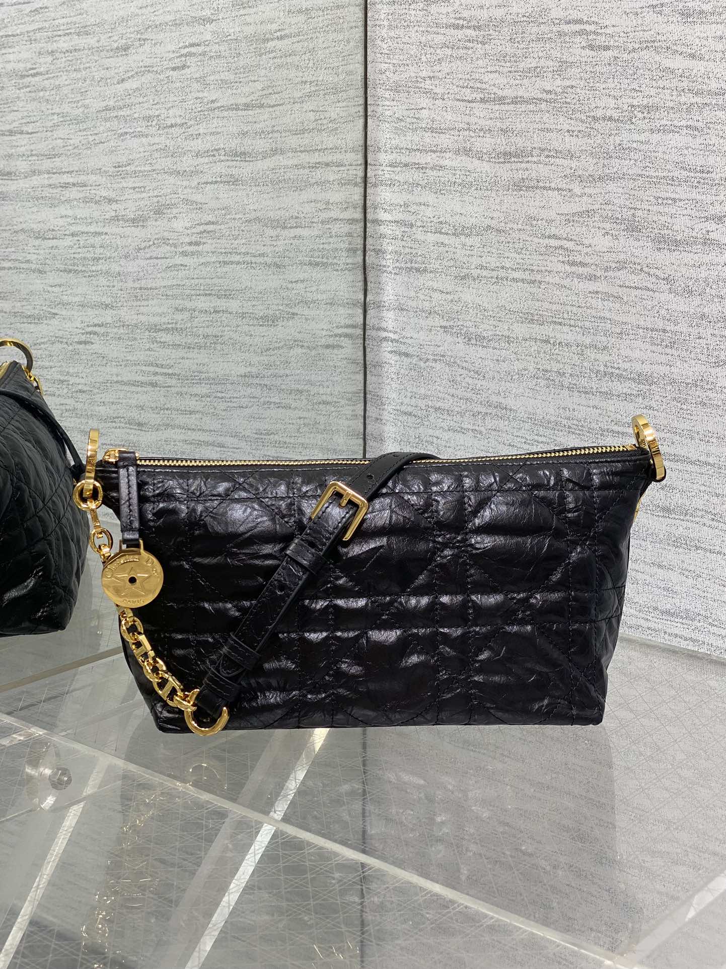Dior Hobo star chain bag