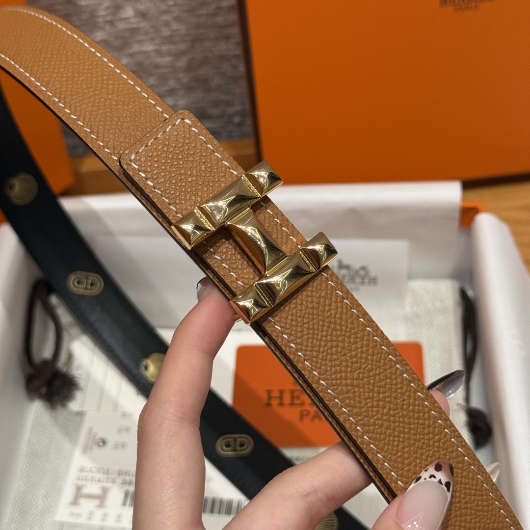 Hermès Women's Shell Element Double-Sided Leather Belt 2.4cm Width