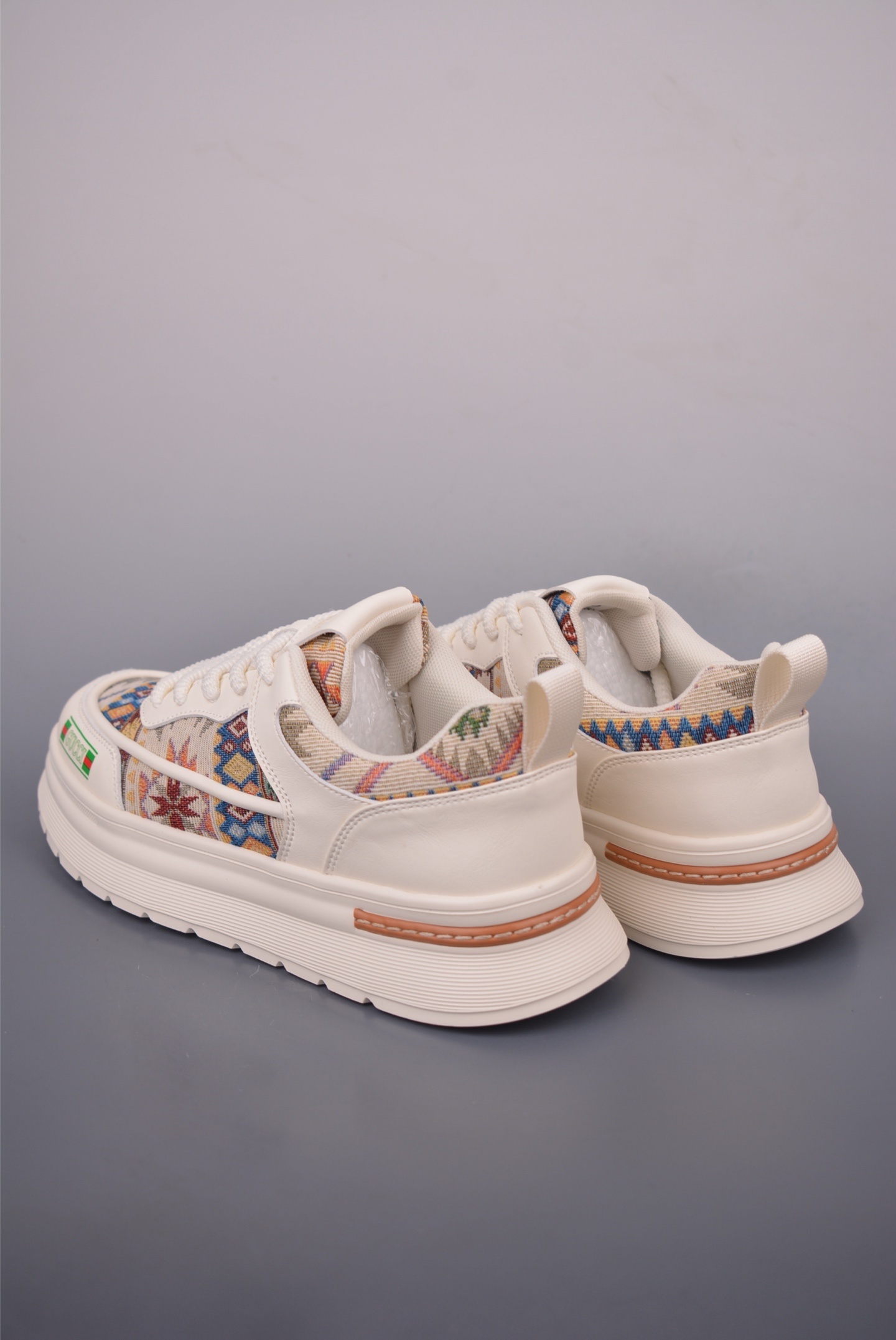Gucci Thick-soled Casual Sports Sneakers 8899883213