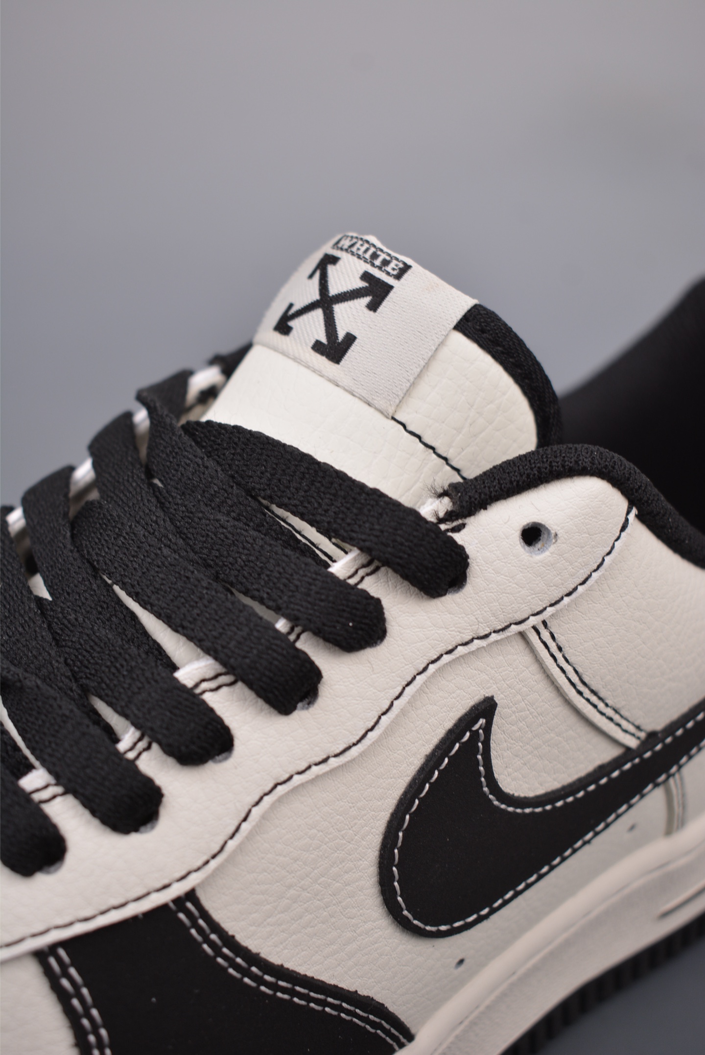 OFF WHITE x Nike Air Force 1’07 Low Leather Black and White KY8899-109