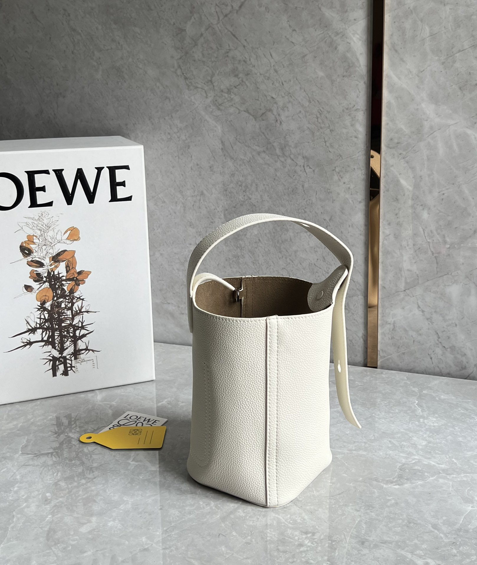 Loewe Pebble mini bucket bag 0705