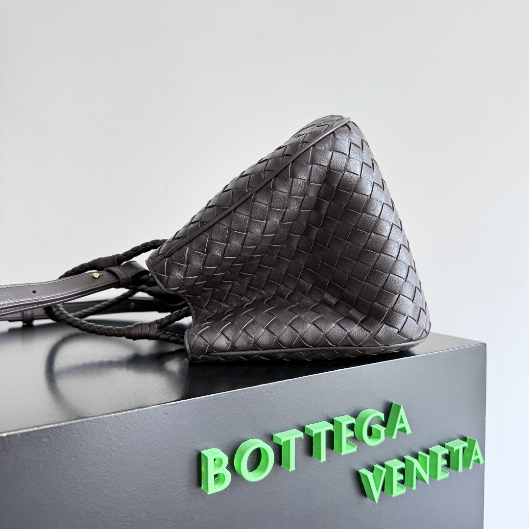 Bottega Veneta Basket New Woven Tote Bag 836261