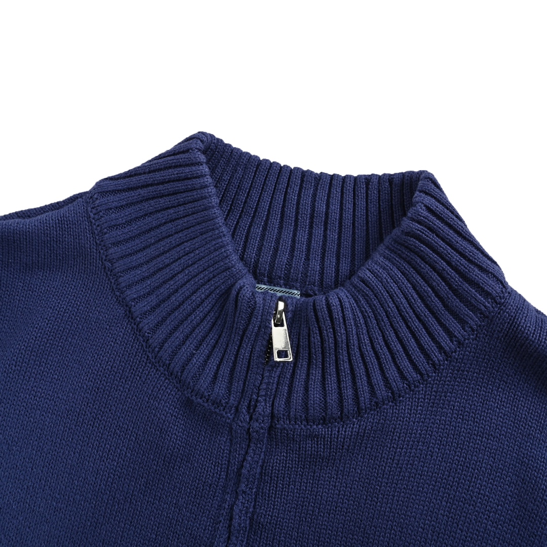 Prada 24Fw chest floral lettering half-zip sweater