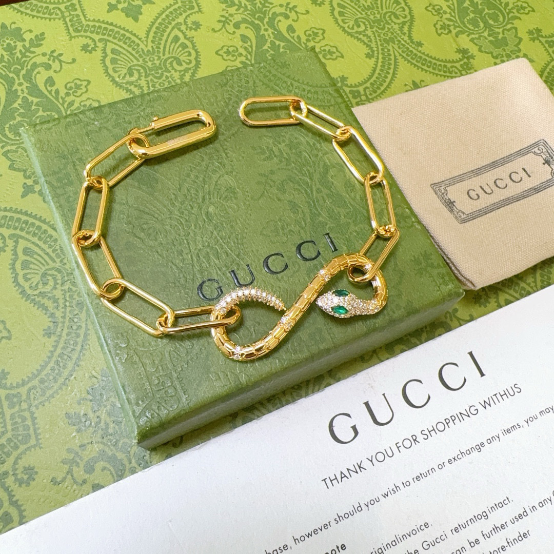 Gucci Diamond Snake Bracelet