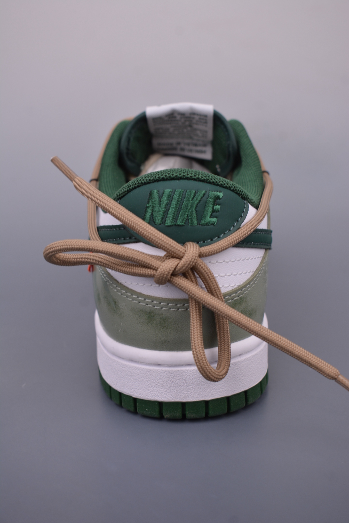 NIKE SB Dunk Low sneakers Butterfly Bamboo Forest DD1391-101
