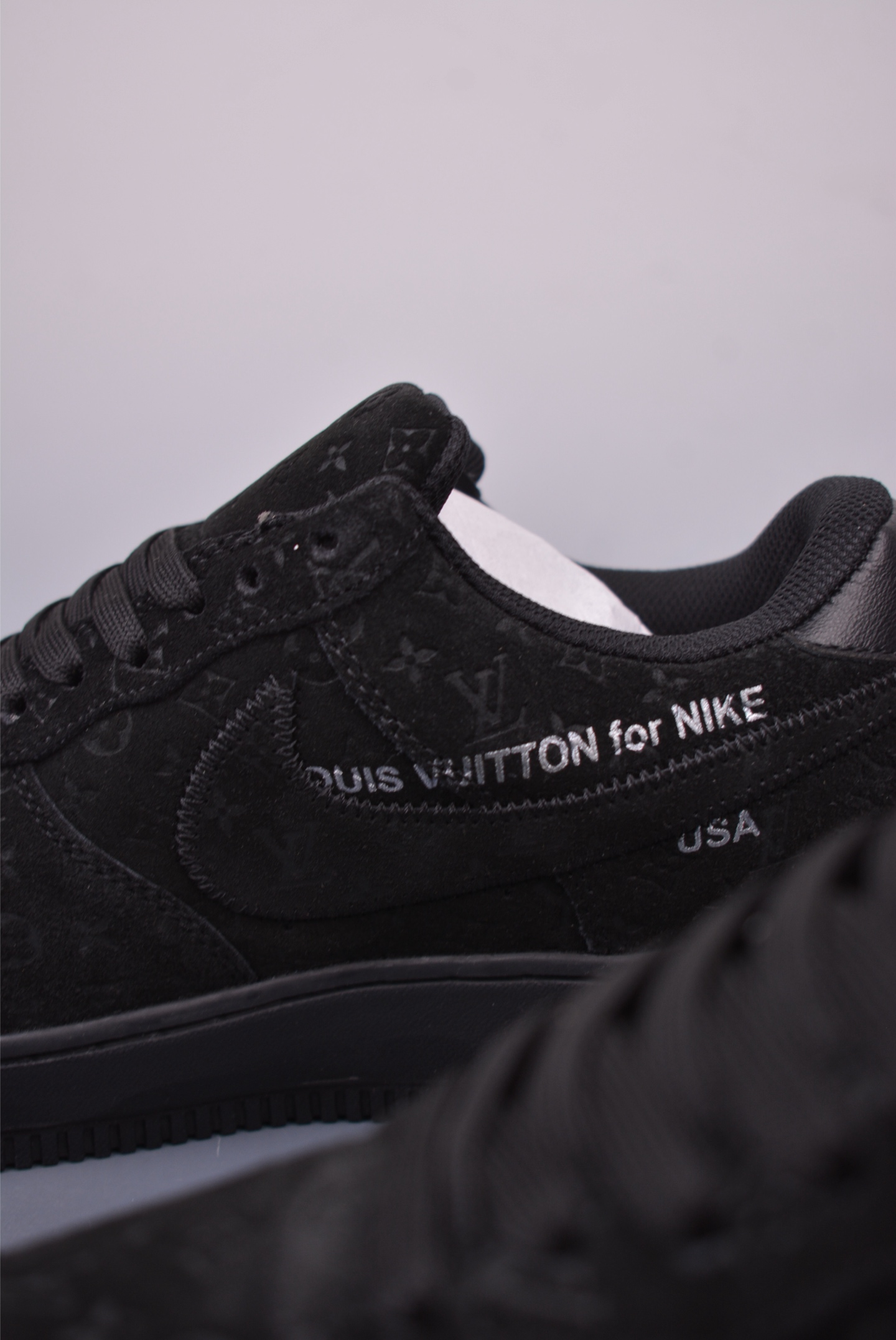 Louis Vuitton x Nike Air Force 1'07 LV8 Low 