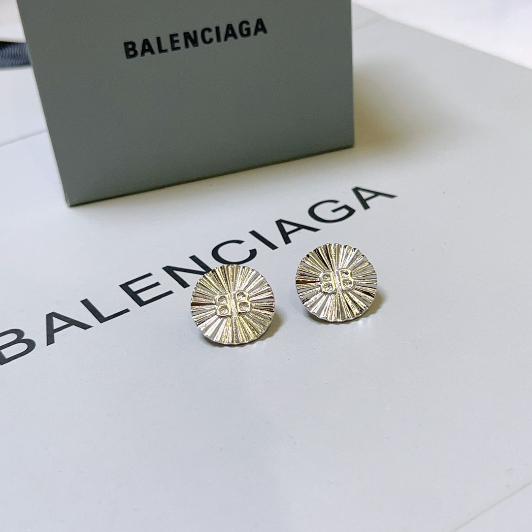Balenciaga simple floral earrings