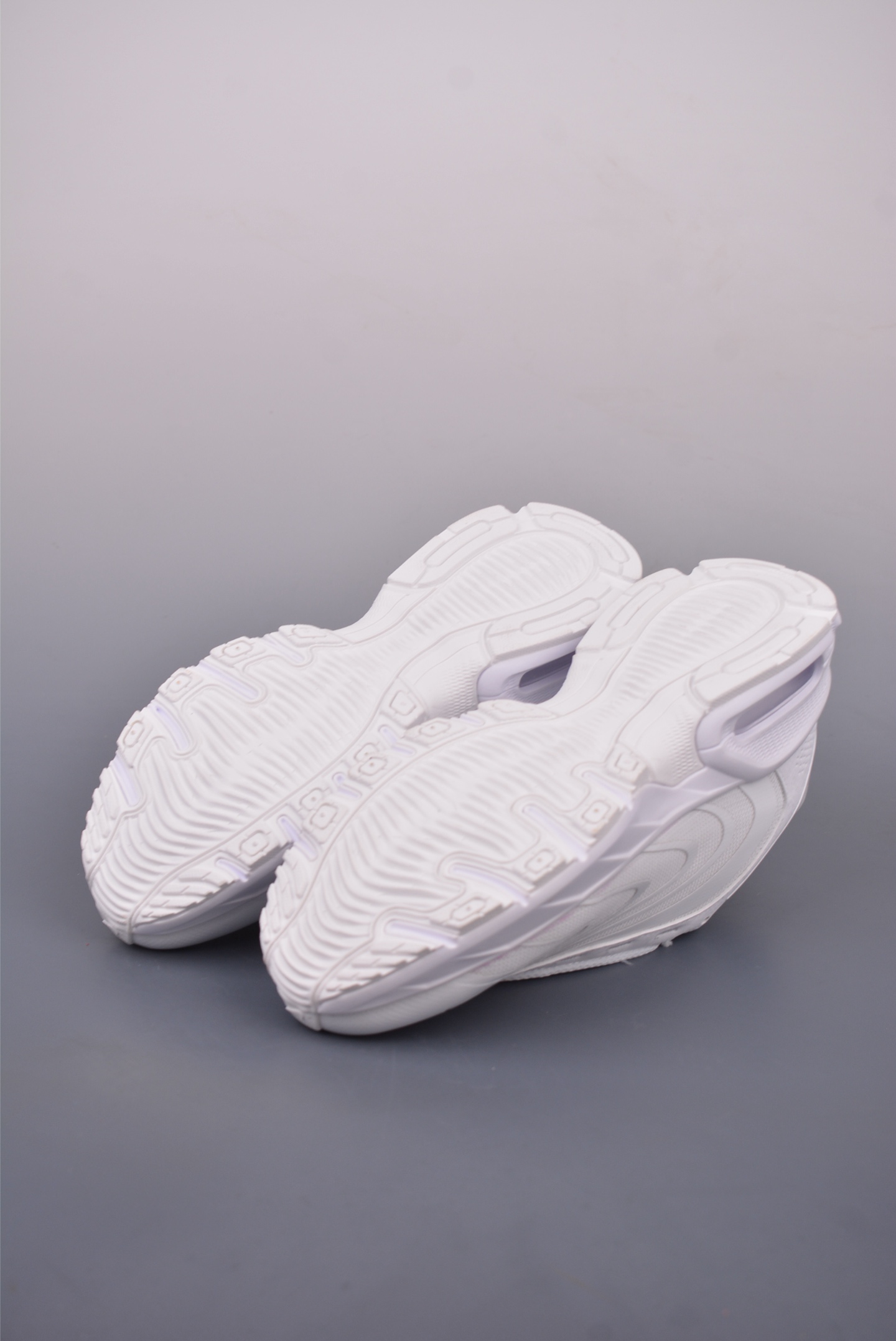 Nike Air Max Fire “White” IF2621-100