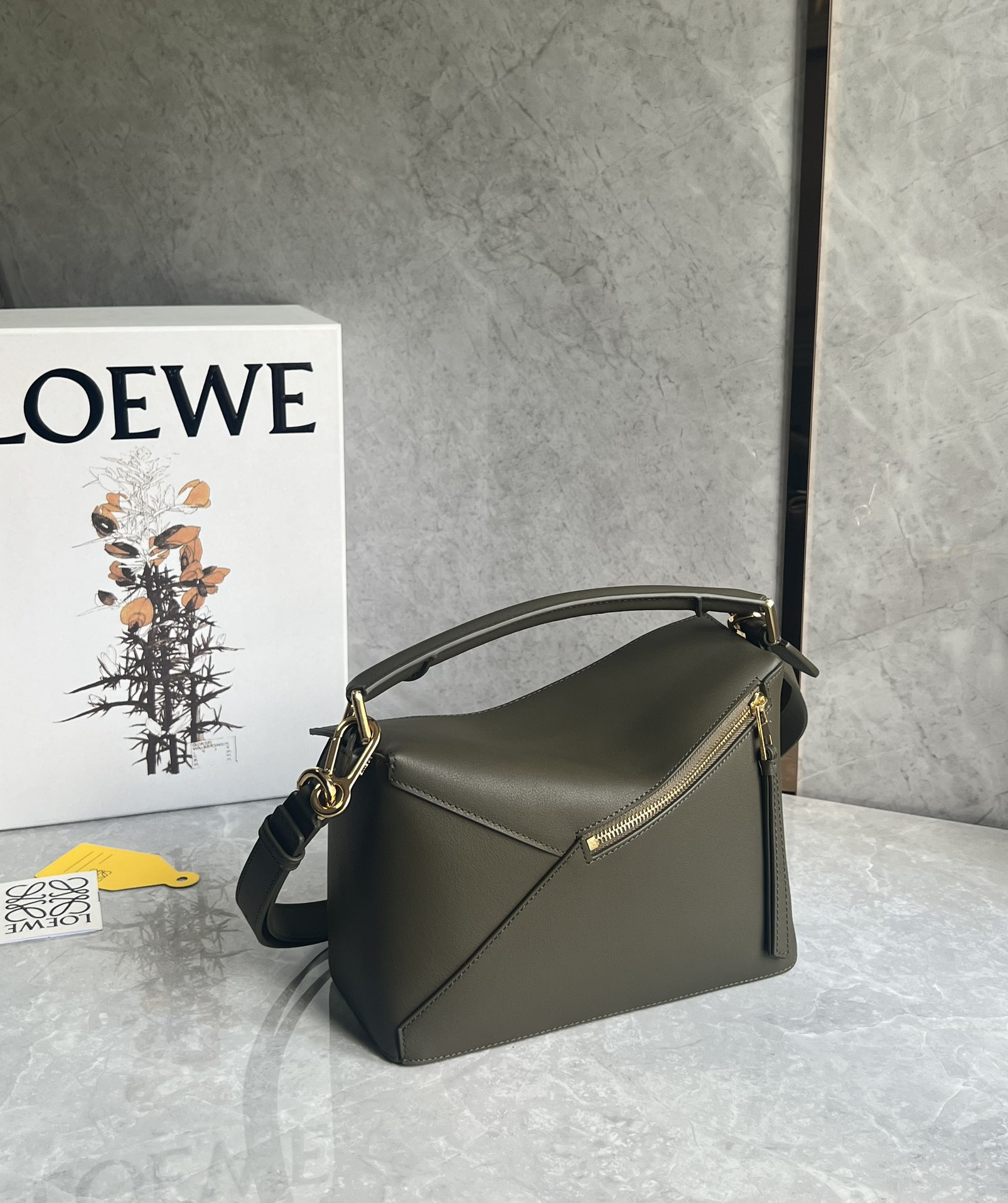 Loewe suede colorblocked zzle bag 0681