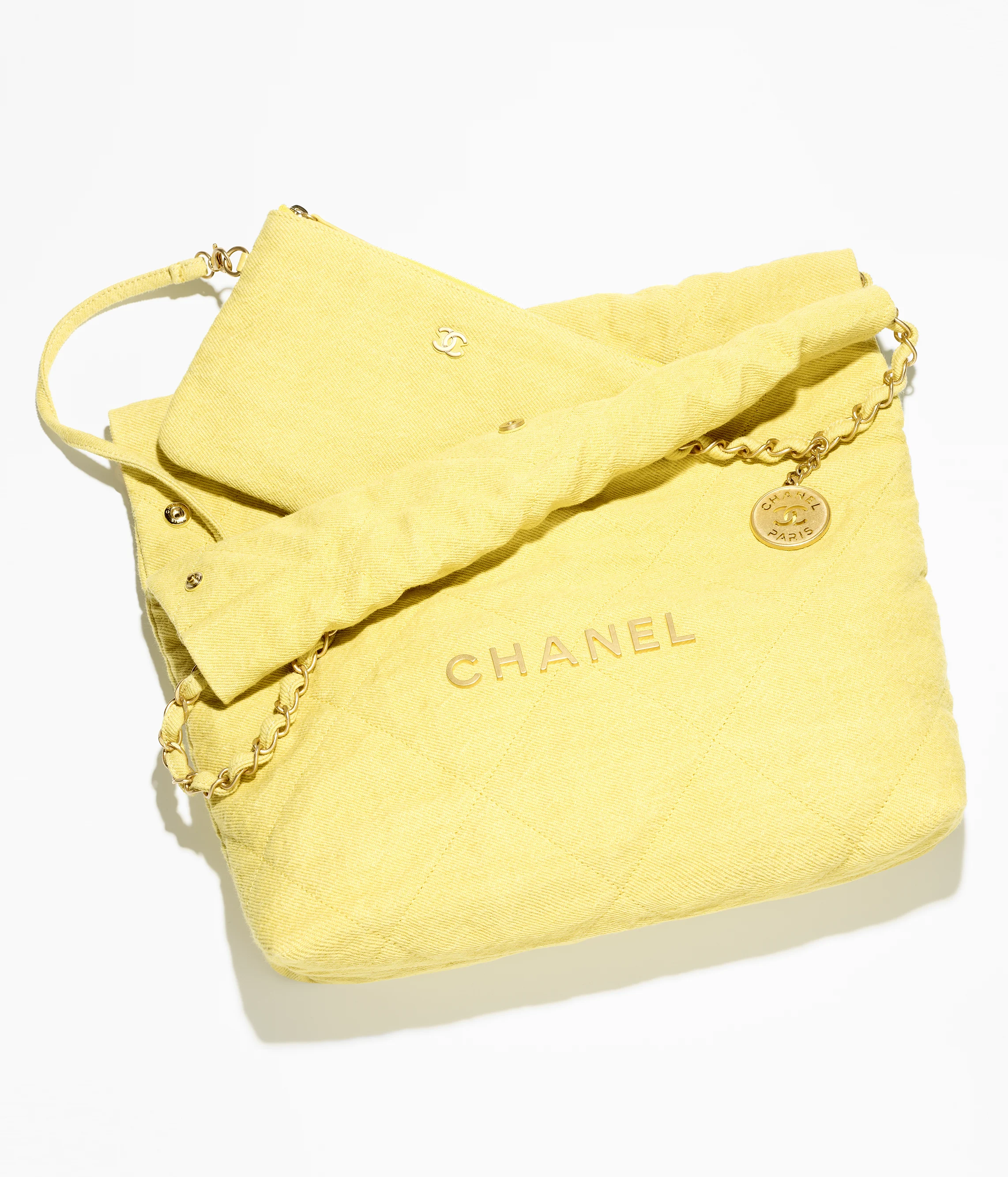 CHANEL 22 Small Top Handle Bag Shiny Calfskin & Gold-Tone Metal Yellow