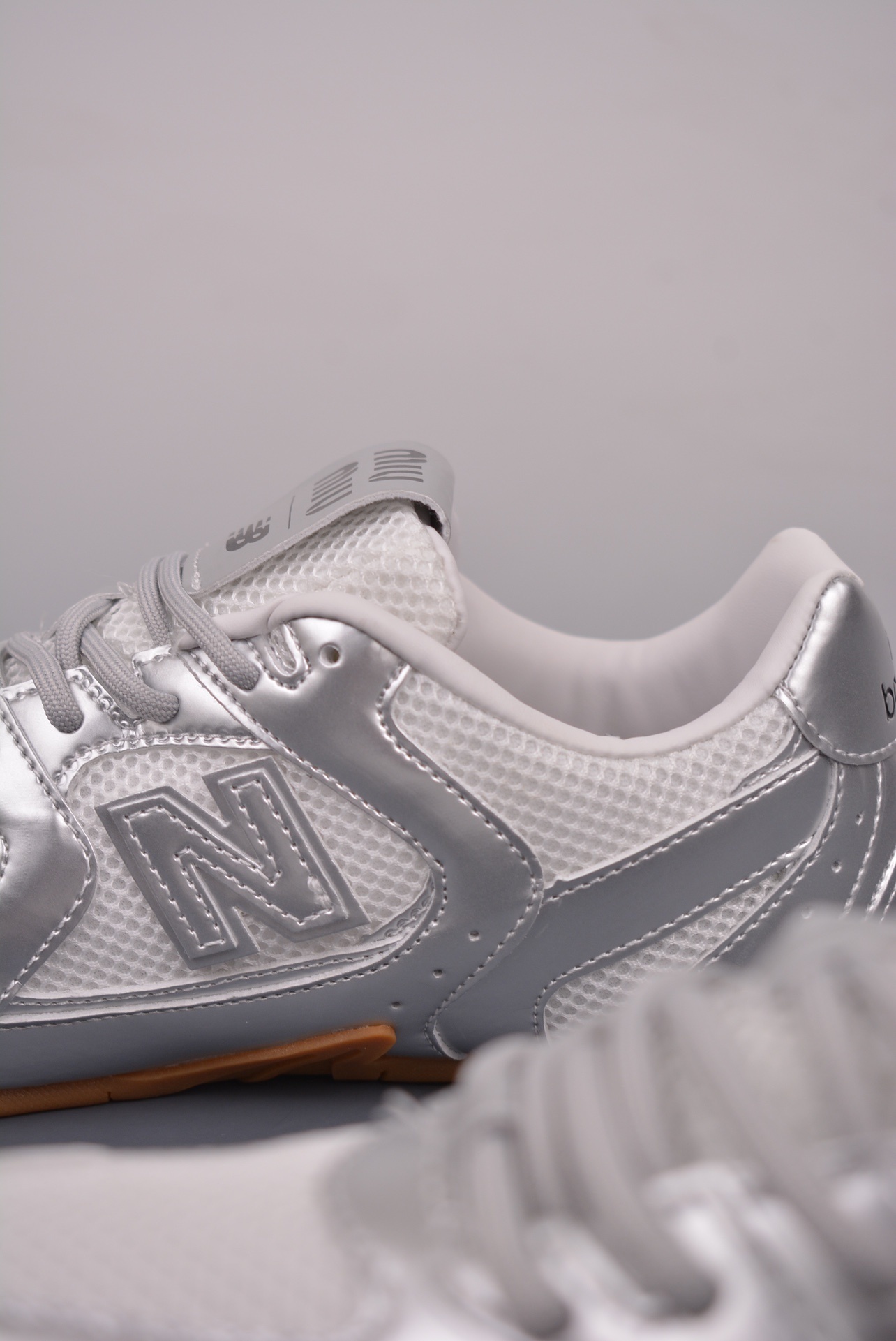 Miu Miu x New Balance 530 SL 