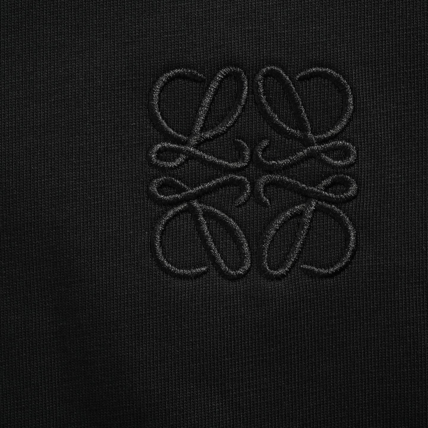 Loewe 25ss short-sleeved shirt with dark logo embroidery
