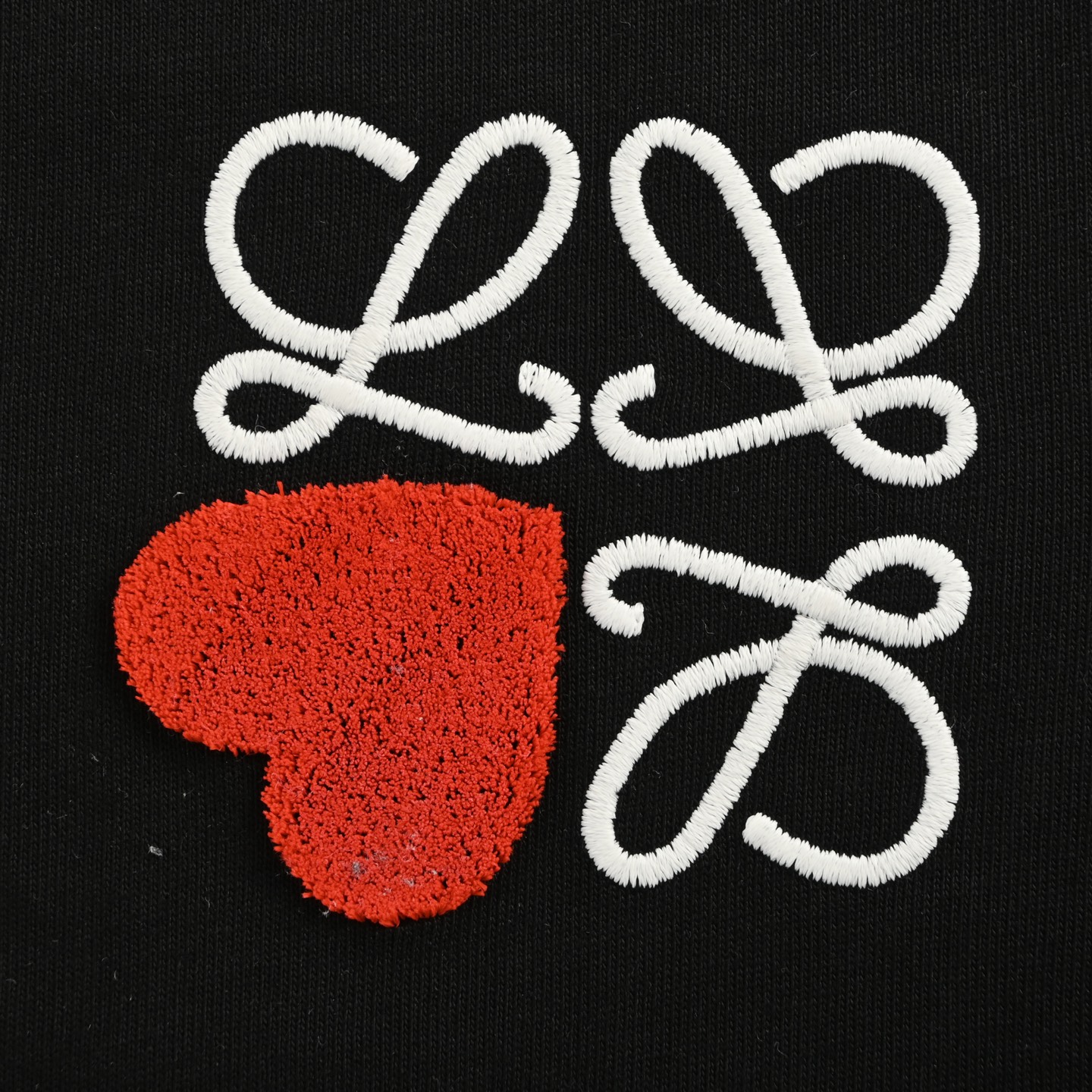Loewe 24ss heart flocked embroidered logo short sleeves