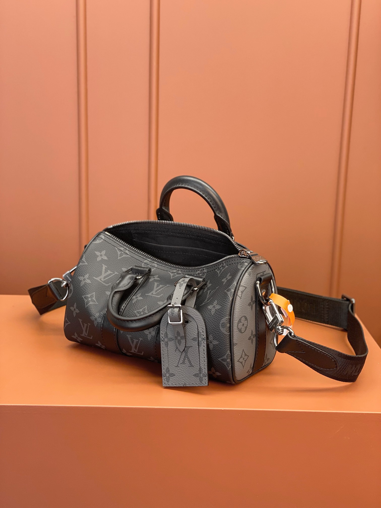 Louis Vuitton KEEPALL BANDOULIÈRE 25 Handbag M46271