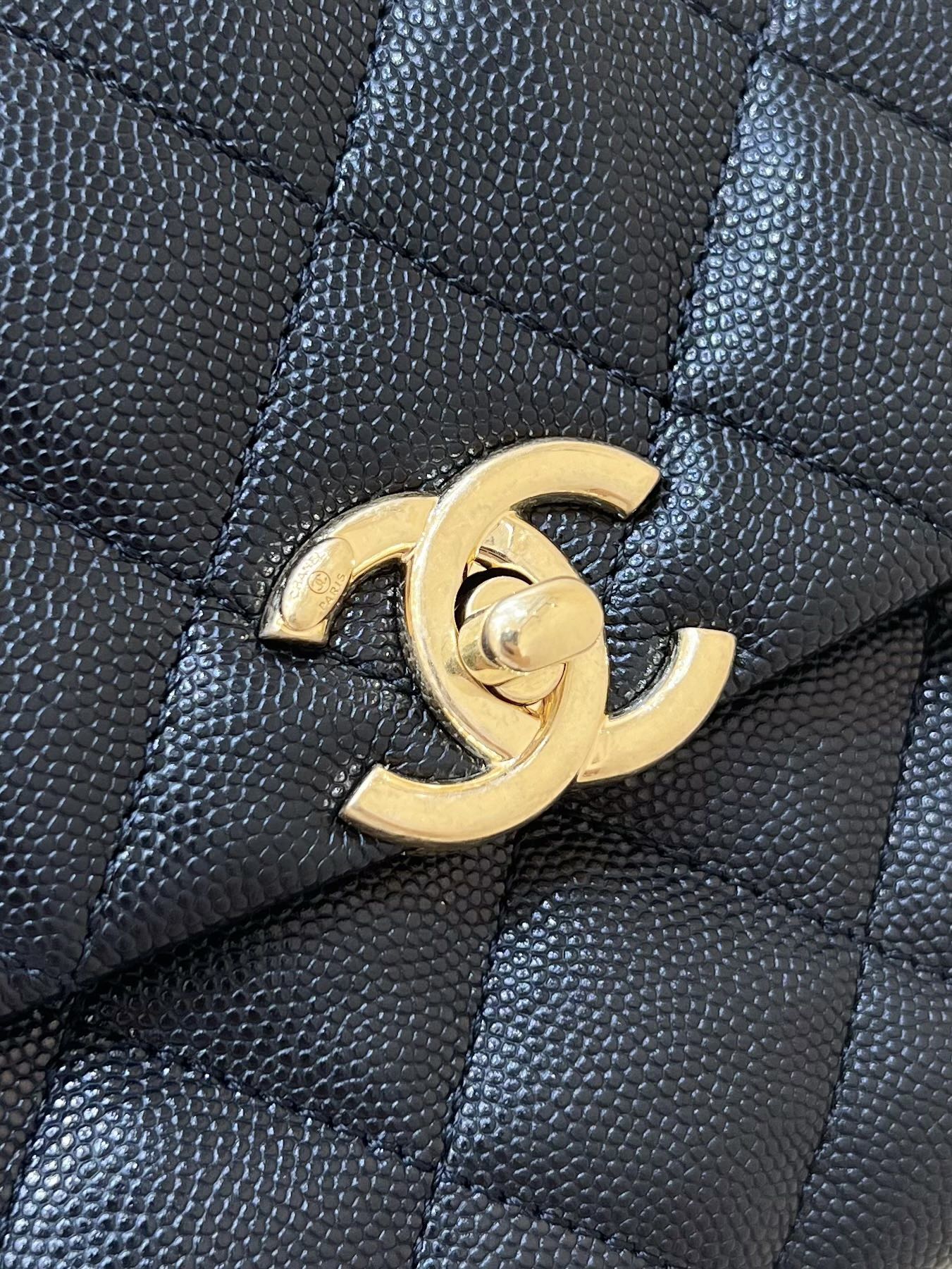 Chanel 22k Autumn Winter Ready-to-Wear Collection AS3580